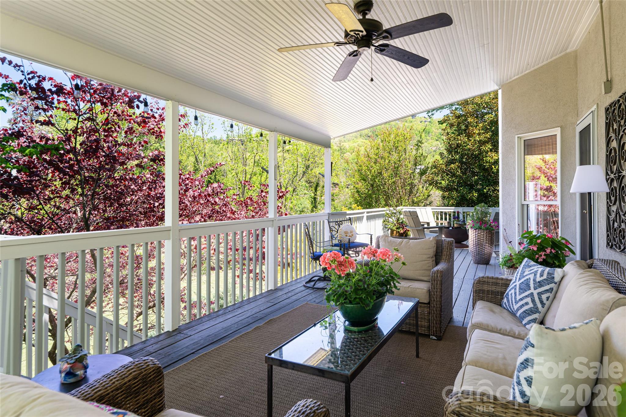 Enjoy Porch Time - 38 Pine Acre Boulevard, Asheville