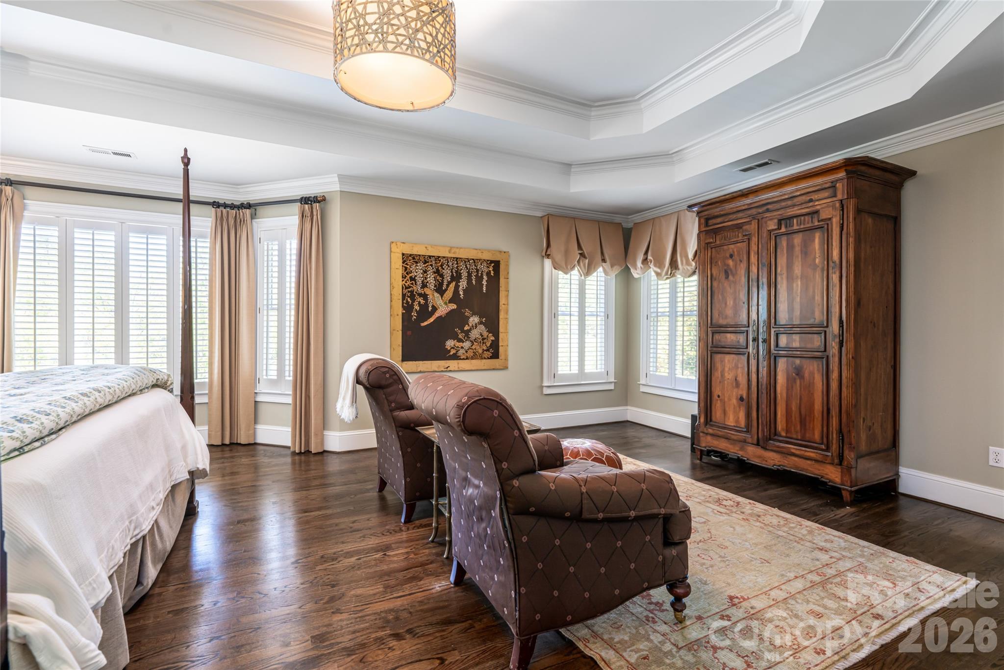 Large Primary Suite - 38 Pine Acre Boulevard, Asheville