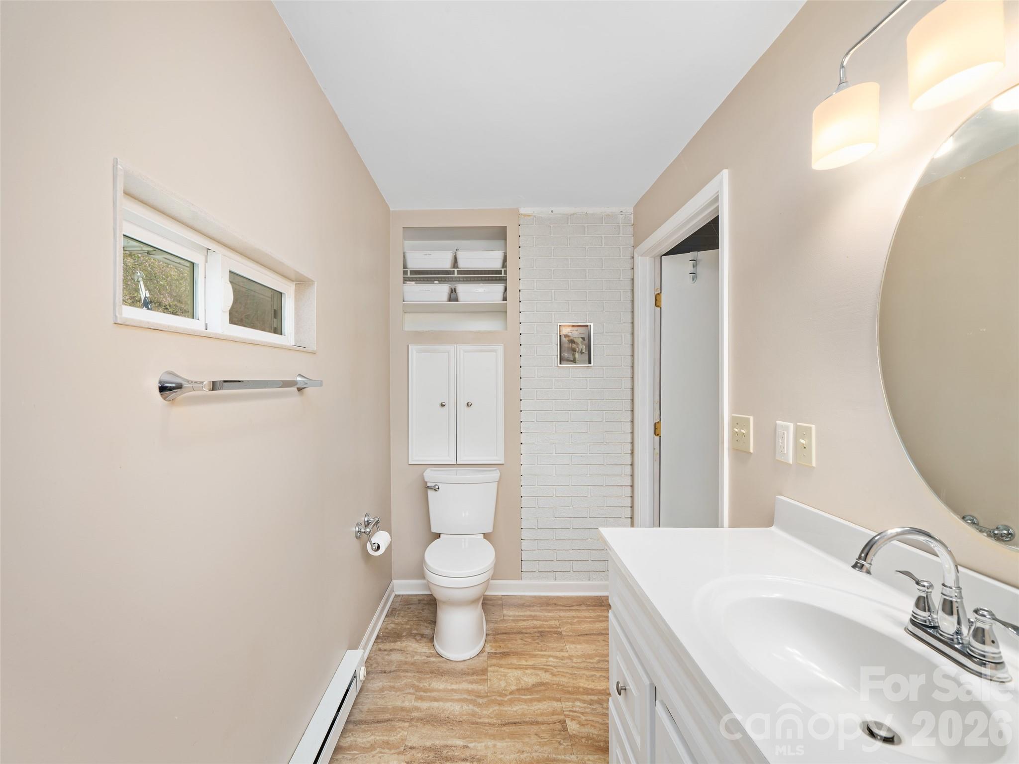 Primary Bathroom - 3829 Coxes Creek Road, Burnsville