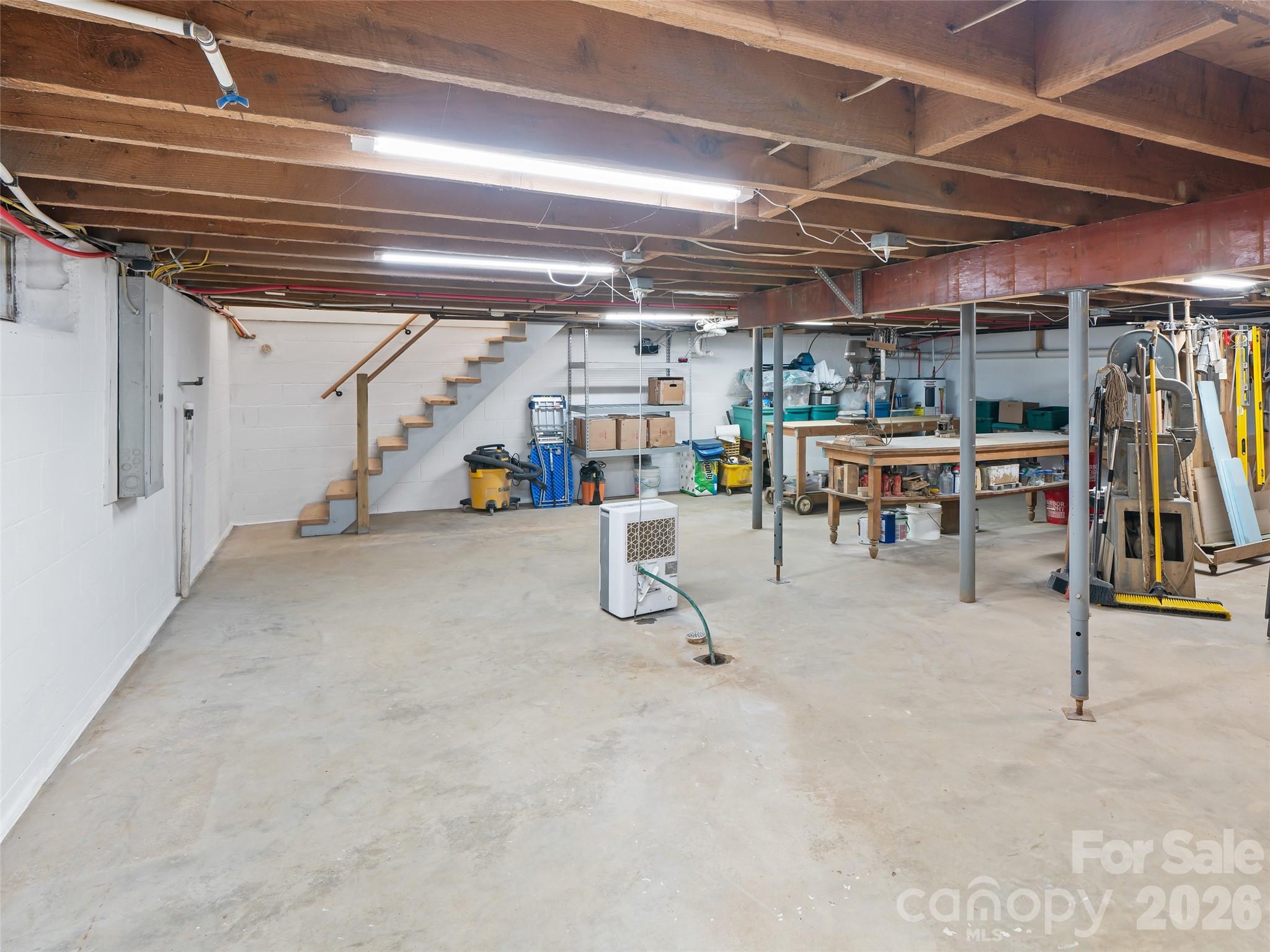 Basement 1509 square feet of basement storage - 3829 Coxes Creek Road, Burnsville