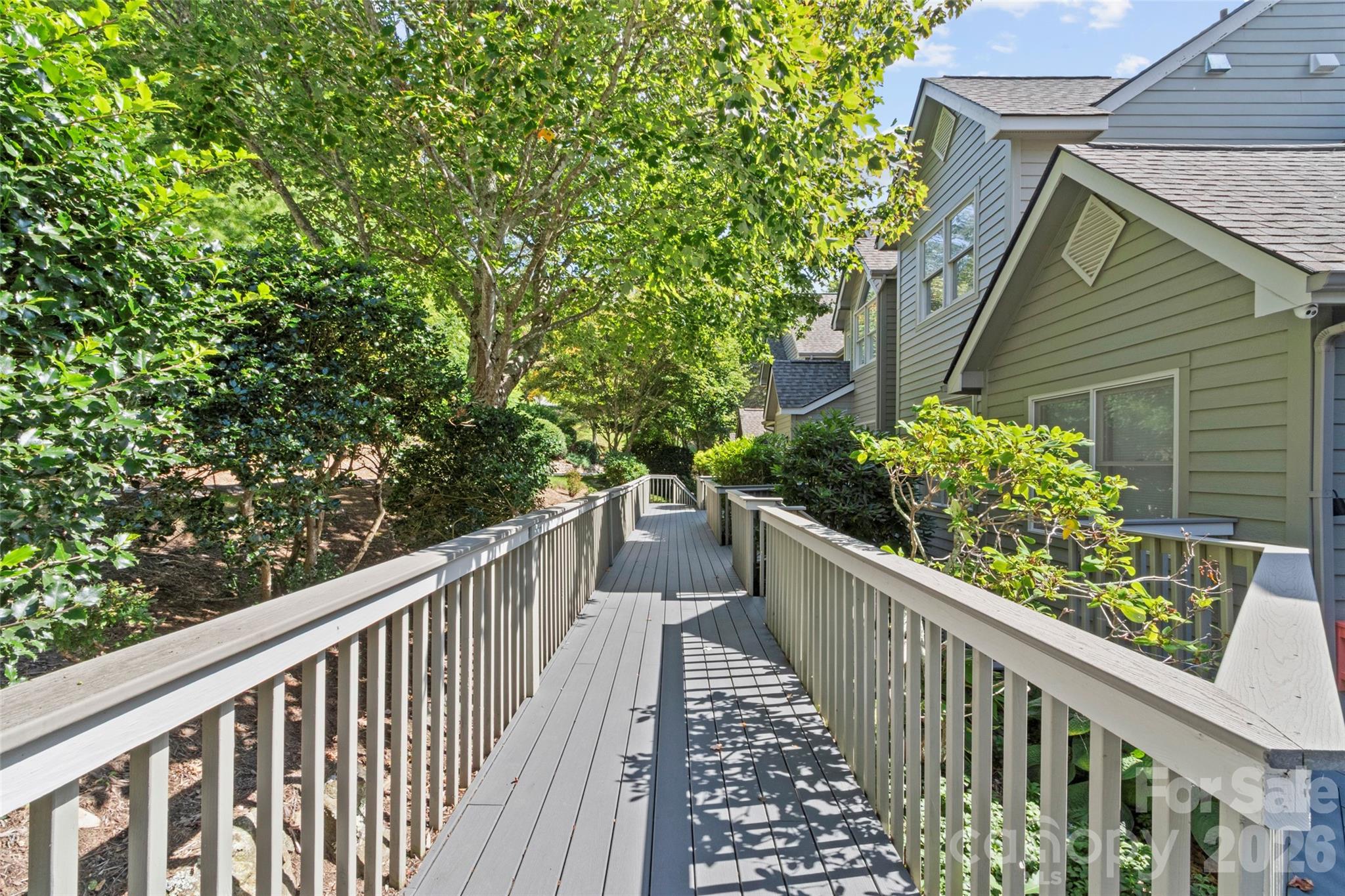 Condominium at 220 Stoney Falls Loop, Burnsville, photo 3 of 43