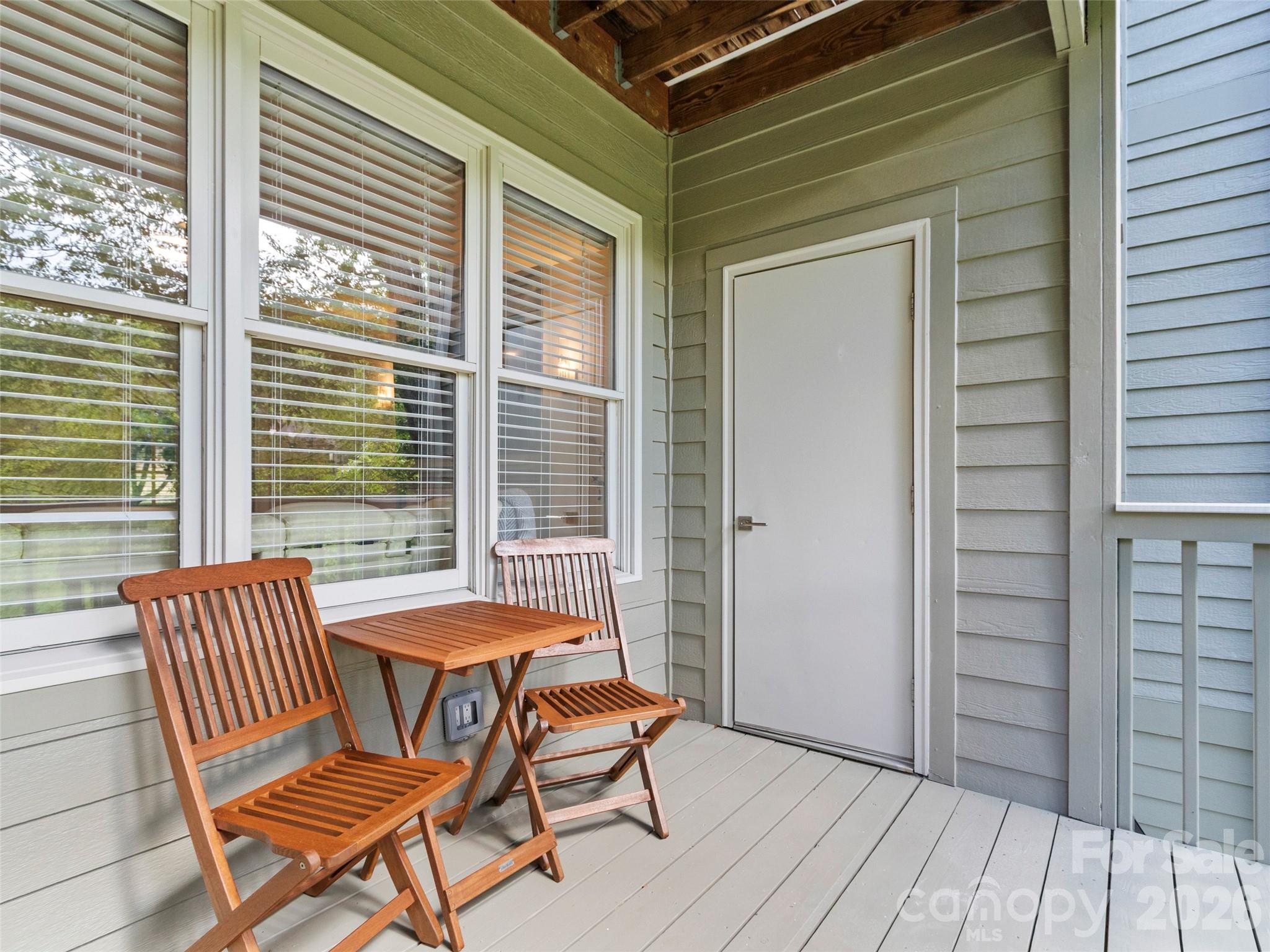 Condominium at 220 Stoney Falls Loop, Burnsville, photo 4 of 43