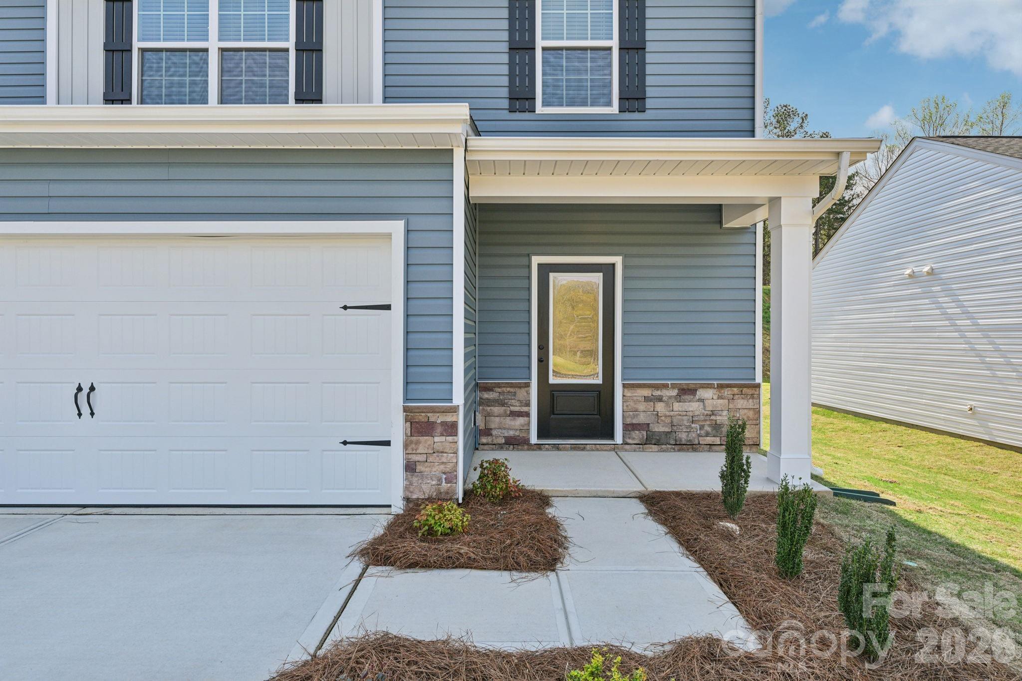 Single Family Residence at 818 Willow Estates Drive, Shelby, photo 4 of 35