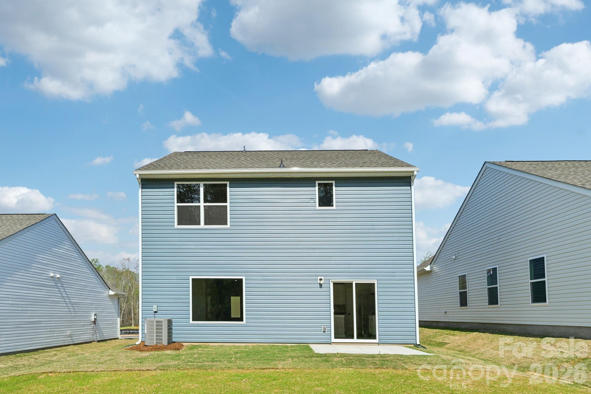 Single Family Residence at 818 Willow Estates Drive, Shelby, photo 6 of 35