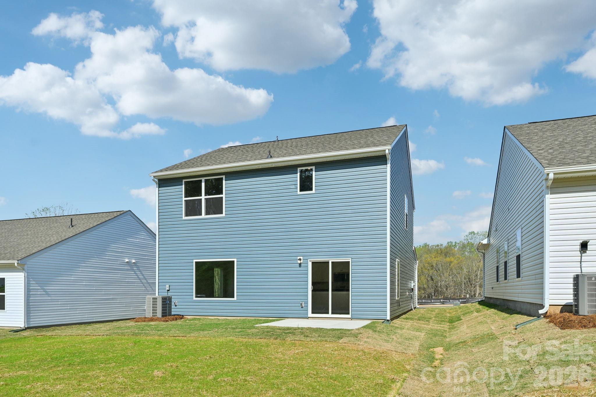 Single Family Residence at 818 Willow Estates Drive, Shelby, photo 7 of 35