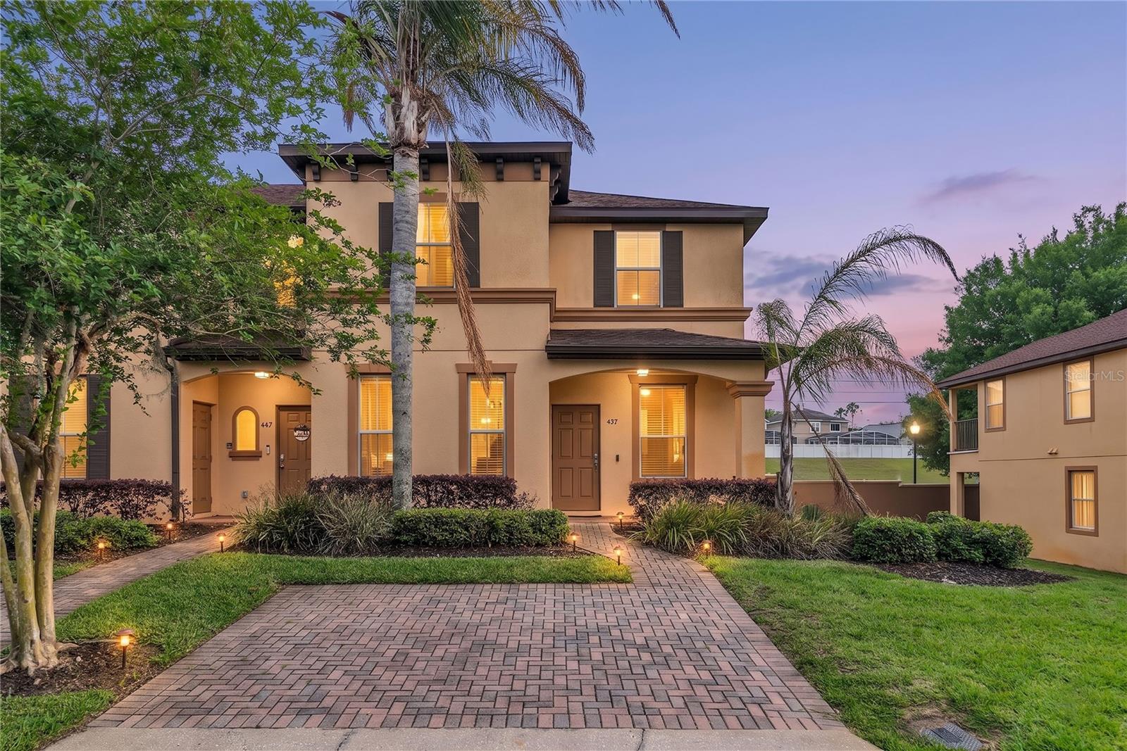 457 LA MIRAGE ST