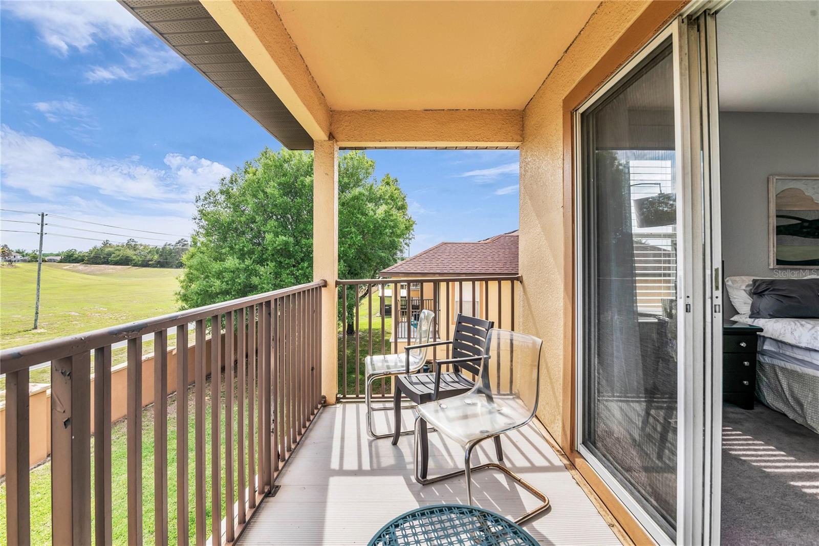 Townhouse at 457 LA MIRAGE ST, DAVENPORT, photo 11 of 46