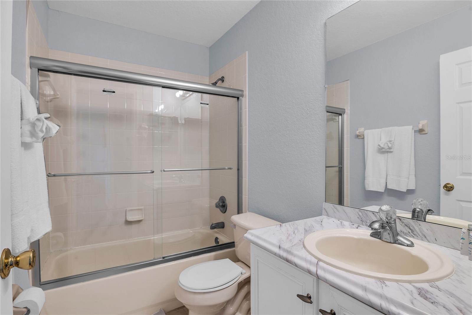 Townhouse at 457 LA MIRAGE ST, DAVENPORT, photo 20 of 46