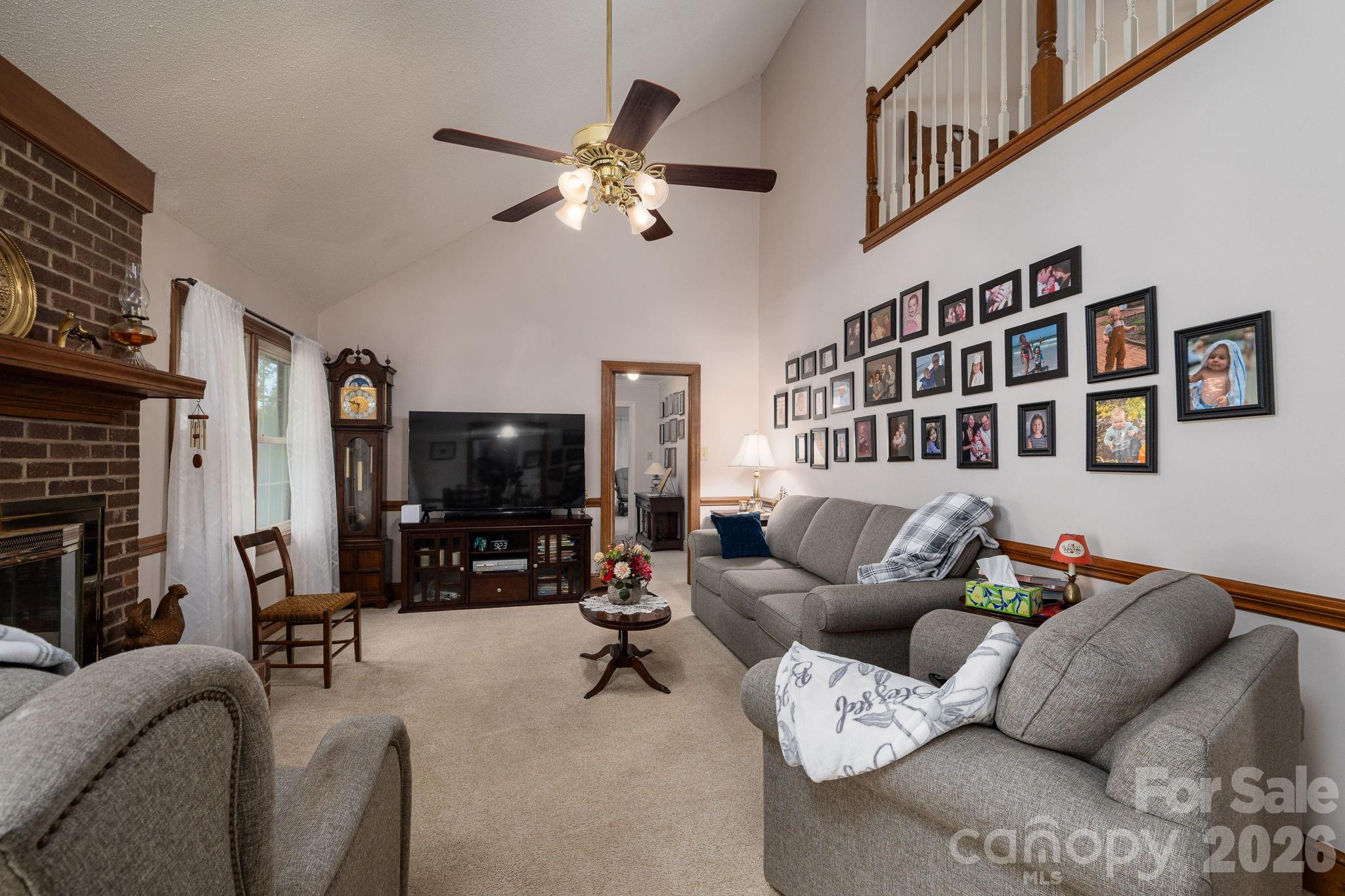 Single Family Residence at 1520 Stableview Drive, Gastonia, photo 12 of 44
