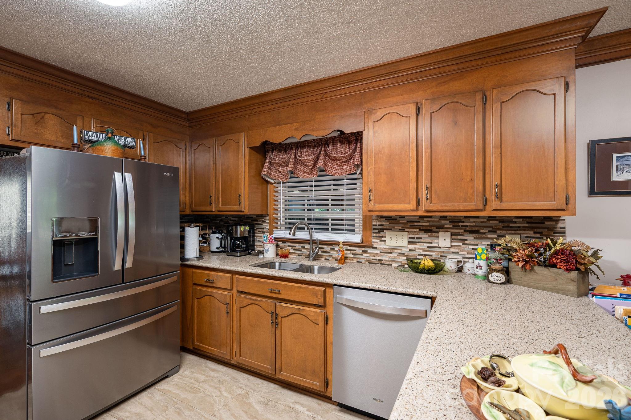 Single Family Residence at 1520 Stableview Drive, Gastonia, photo 15 of 44