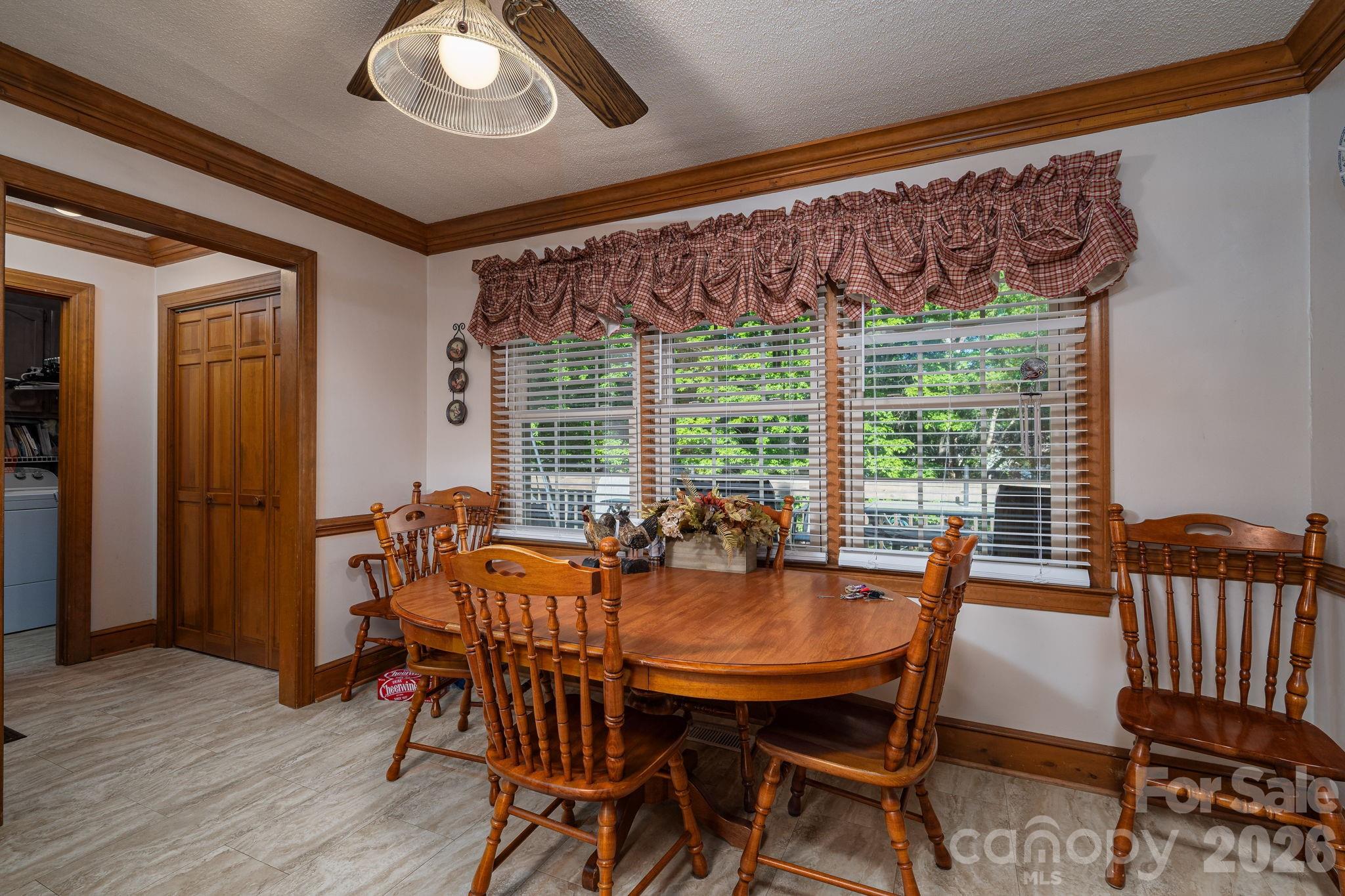Single Family Residence at 1520 Stableview Drive, Gastonia, photo 16 of 44