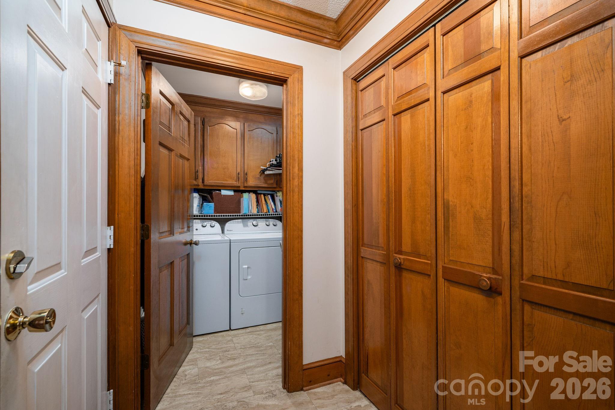 Single Family Residence at 1520 Stableview Drive, Gastonia, photo 17 of 44