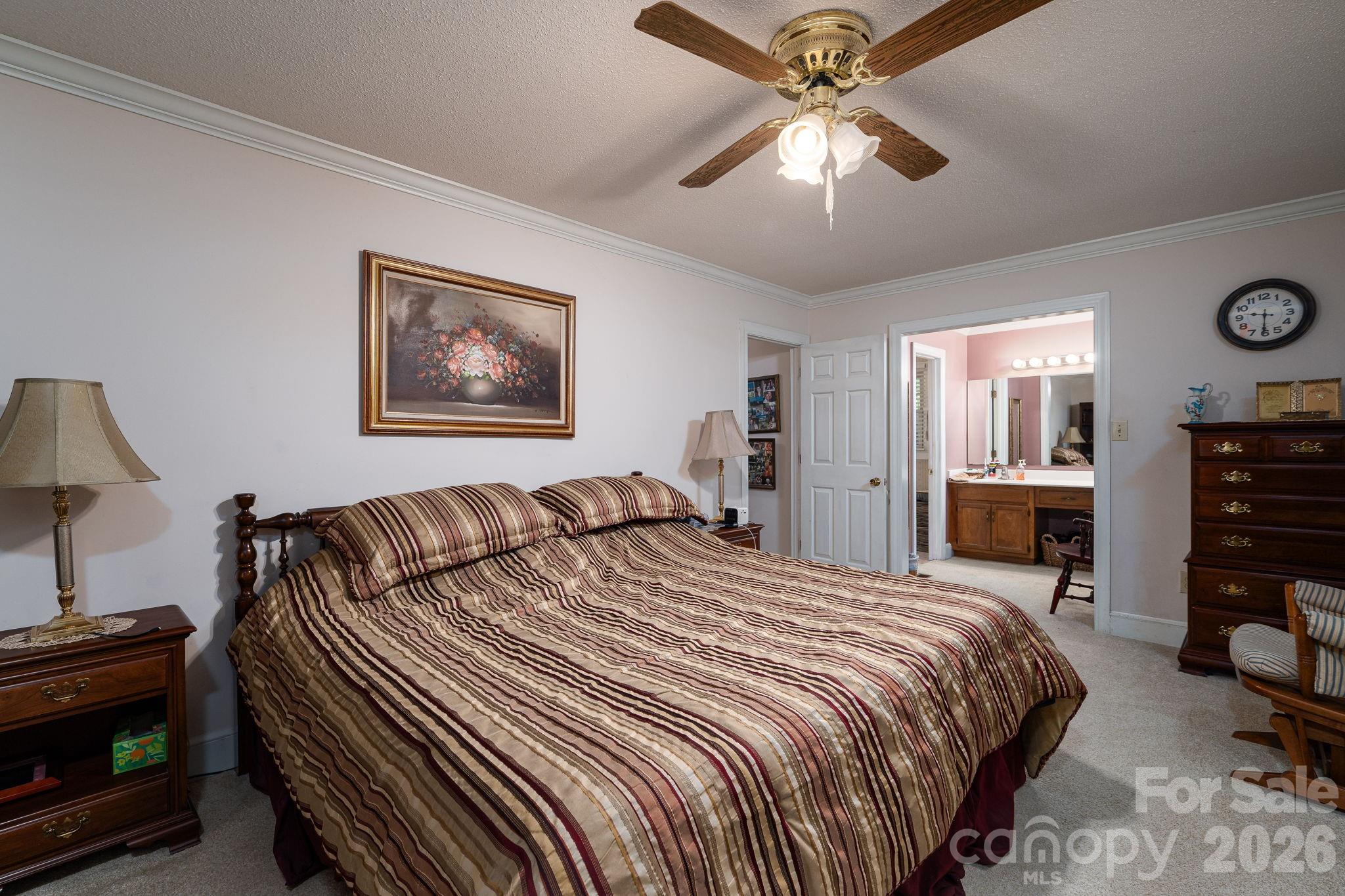 Single Family Residence at 1520 Stableview Drive, Gastonia, photo 19 of 44