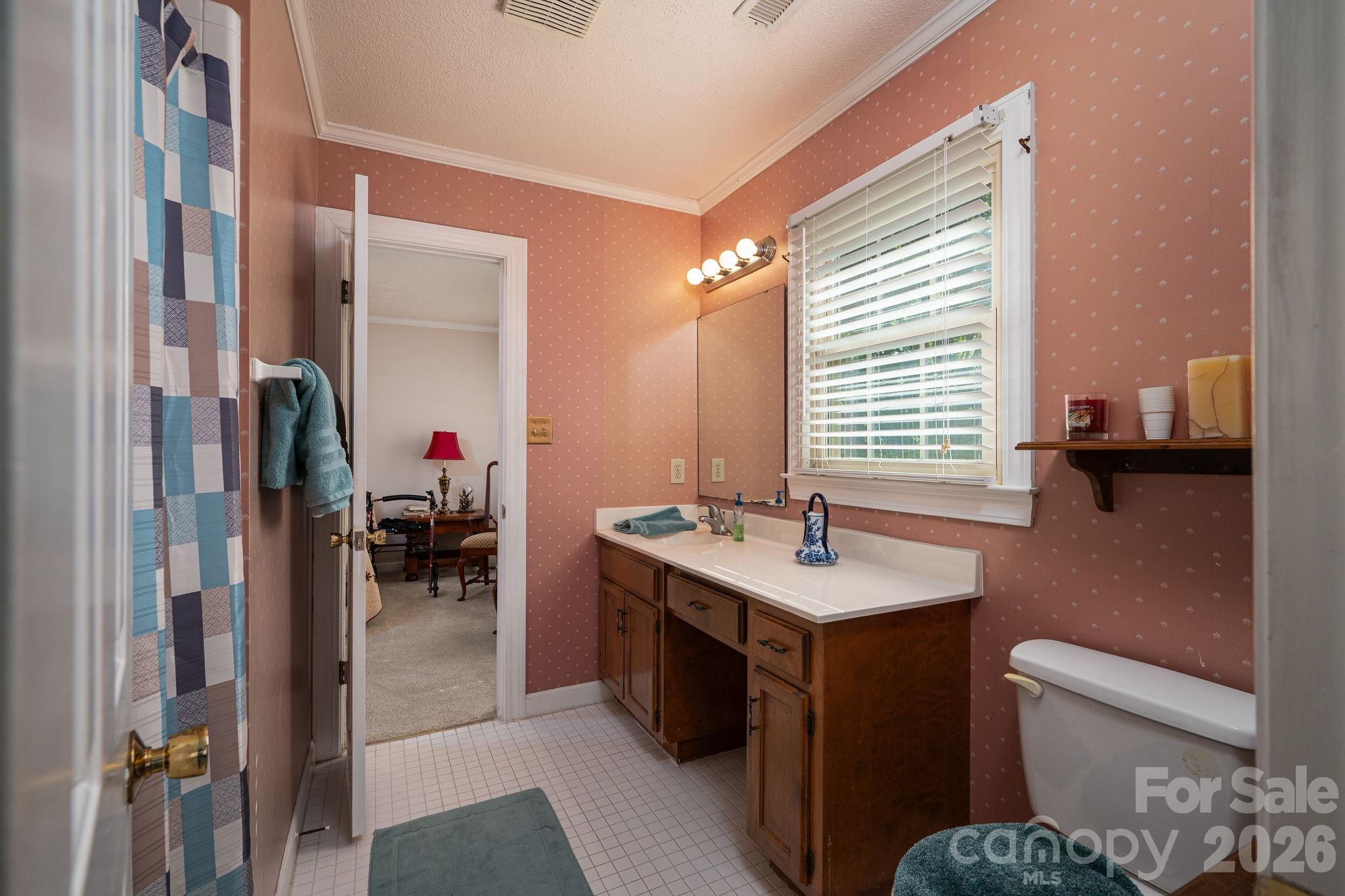 Single Family Residence at 1520 Stableview Drive, Gastonia, photo 20 of 44