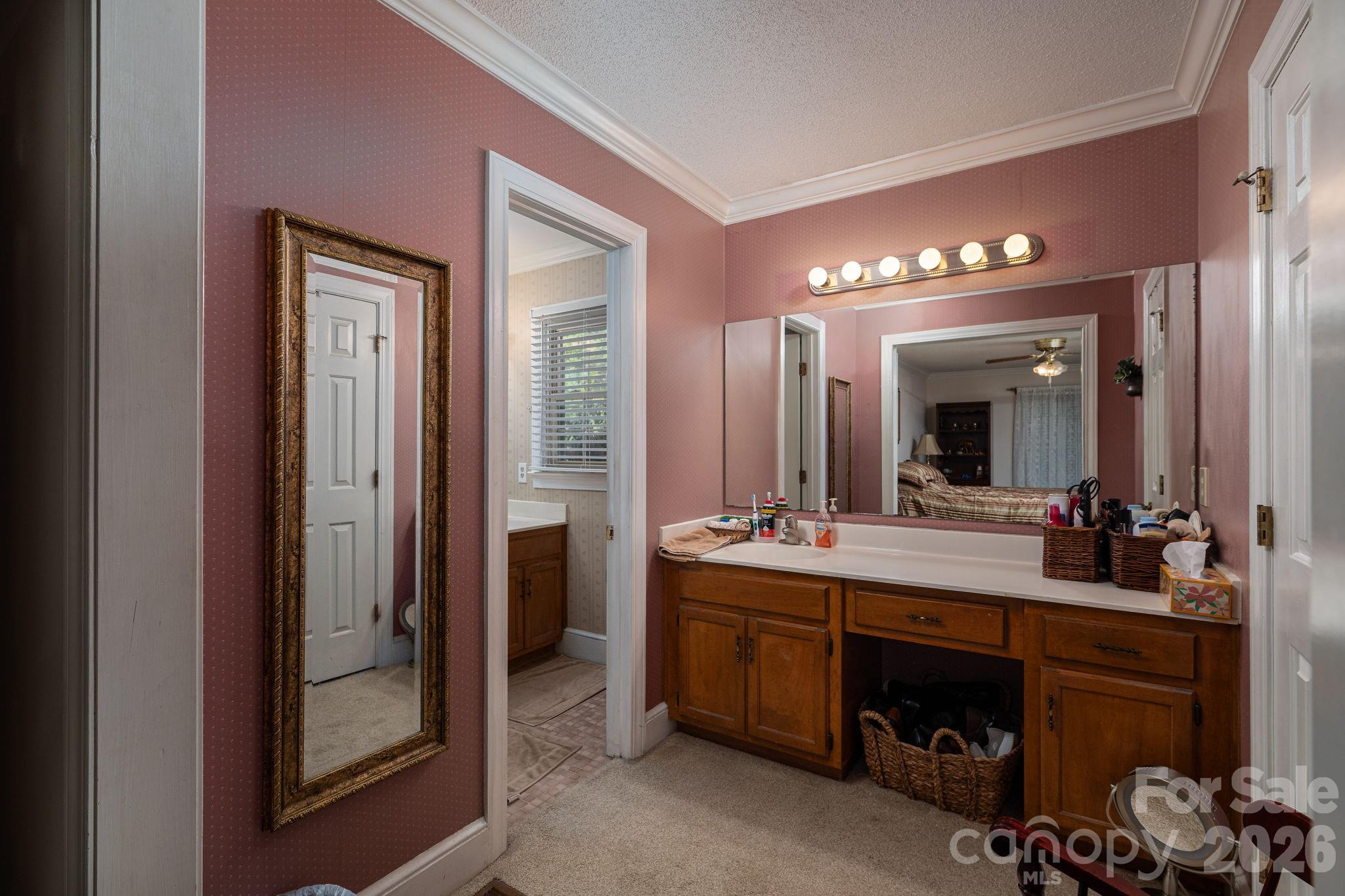 Single Family Residence at 1520 Stableview Drive, Gastonia, photo 21 of 44