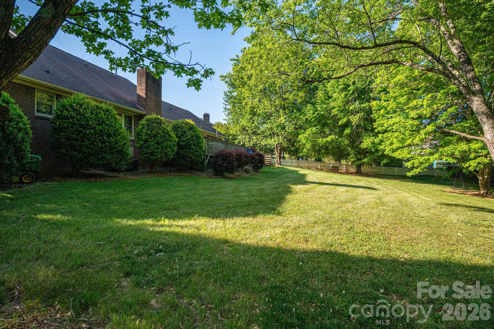 Single Family Residence at 1520 Stableview Drive, Gastonia, photo 40 of 44