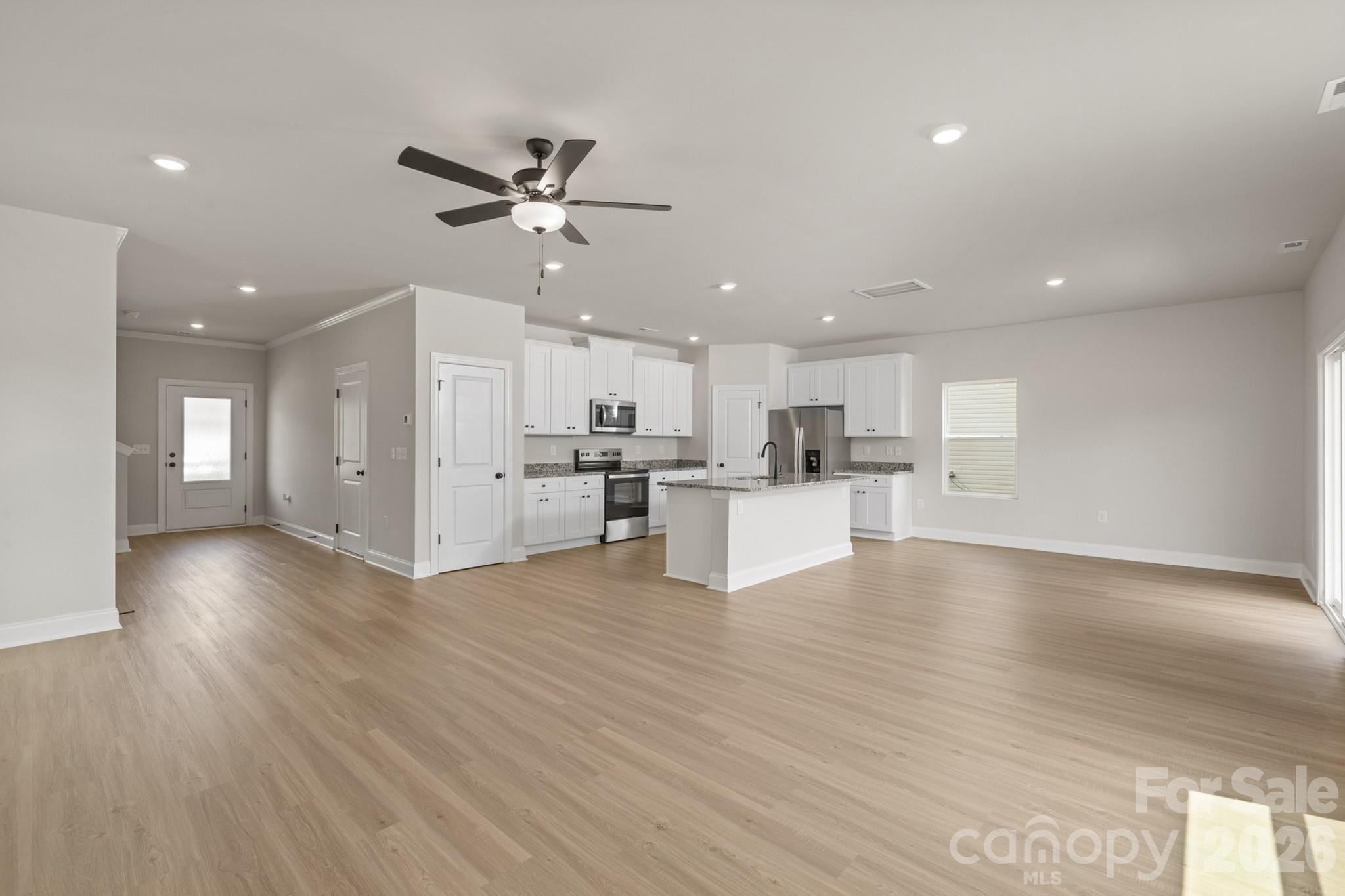 Single Family Residence at 810 Willow Estates Drive, Shelby, photo 6 of 17