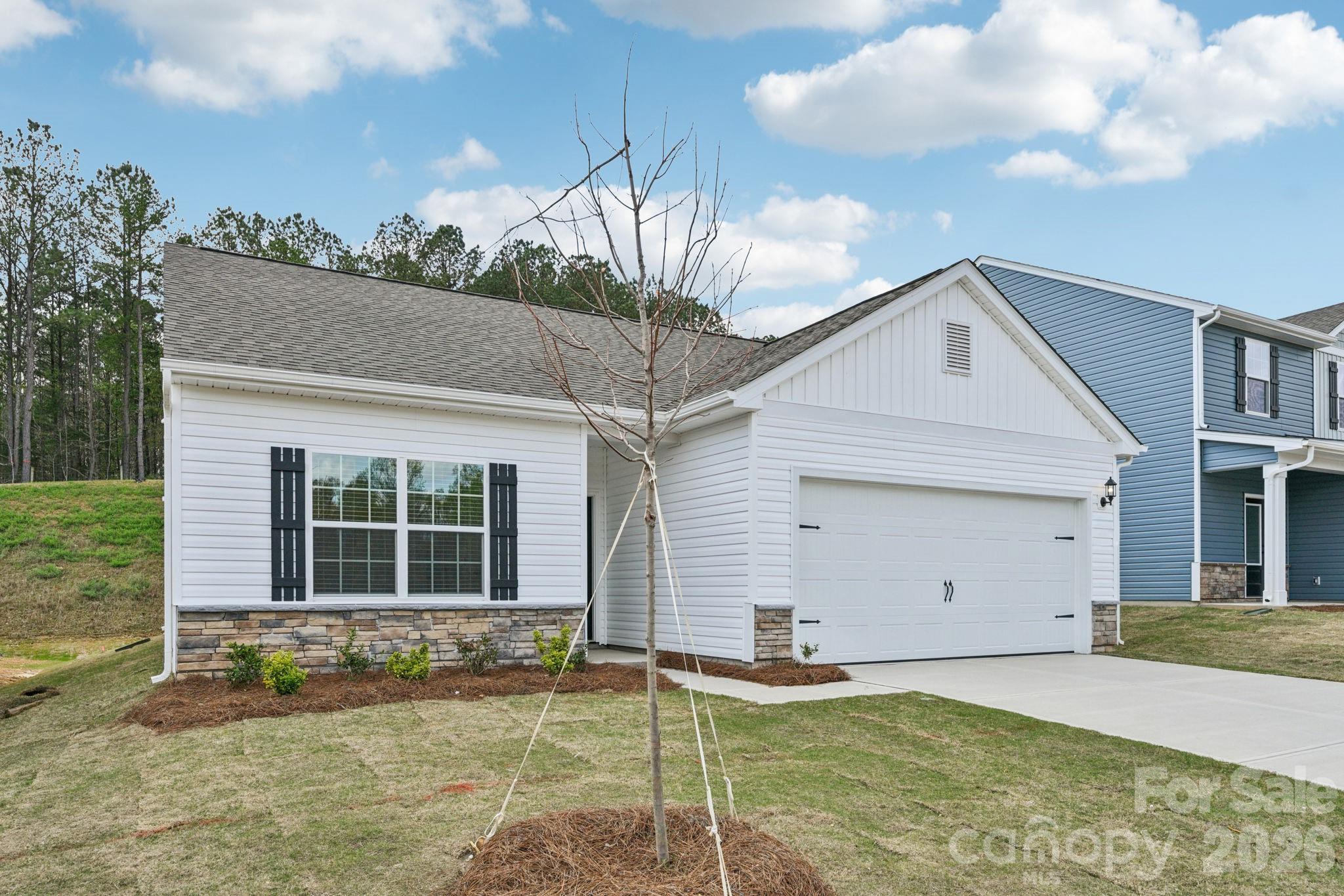 Single Family Residence at 800 Willow Estates Drive, Shelby, photo 3 of 34