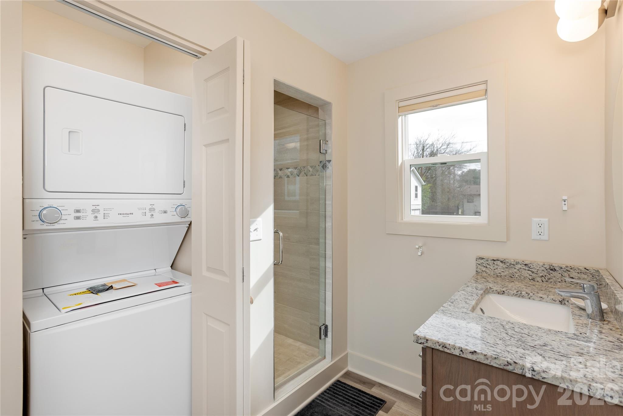 Washer and Dryer - 606 Ray Avenue, Hendersonville