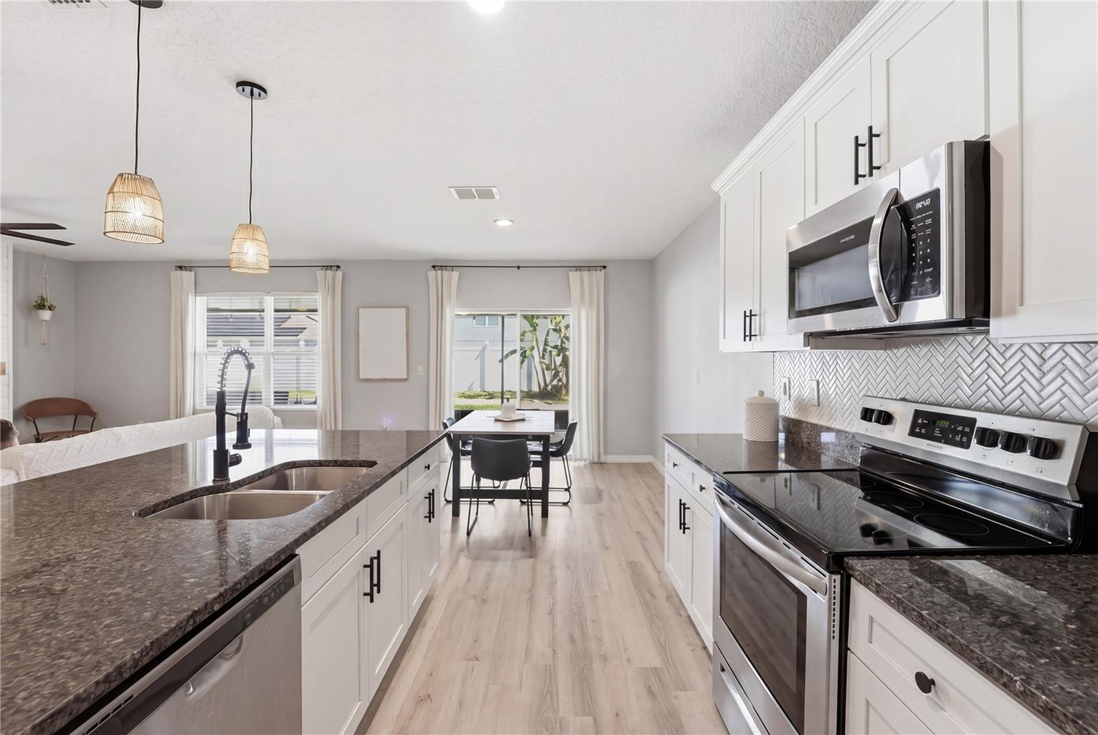Single Family Residence at 1895 GREEN DRAGON DR, ST CLOUD, photo 11 of 53
