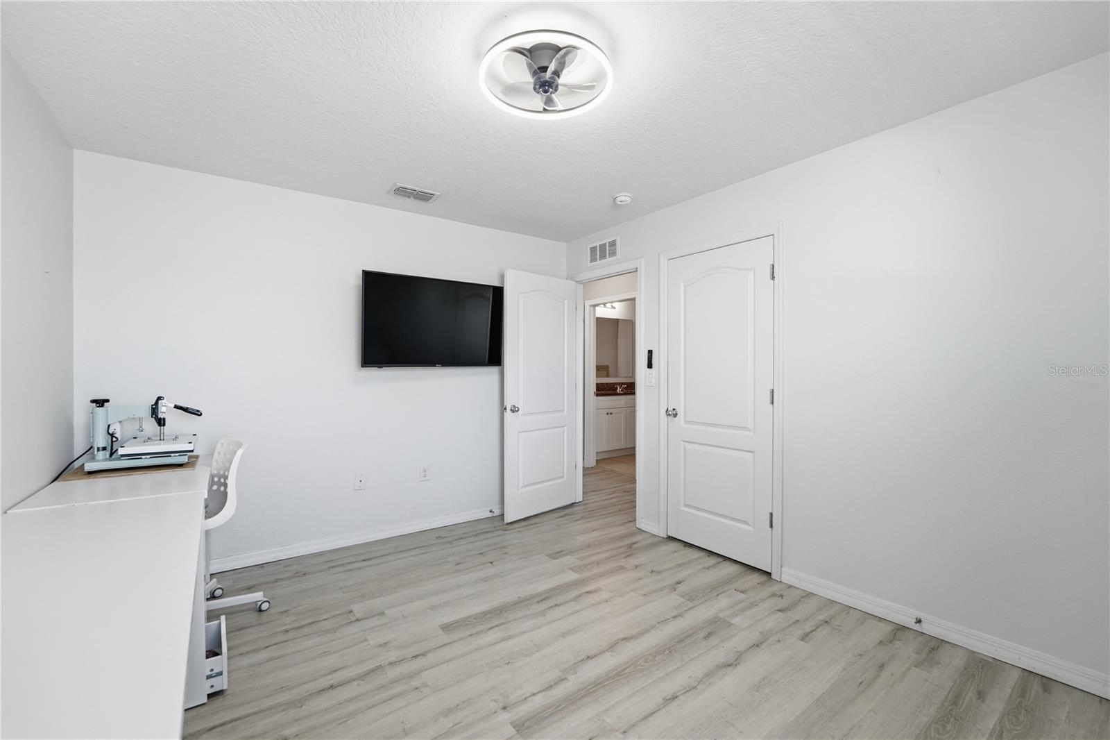 Single Family Residence at 1895 GREEN DRAGON DR, ST CLOUD, photo 29 of 53