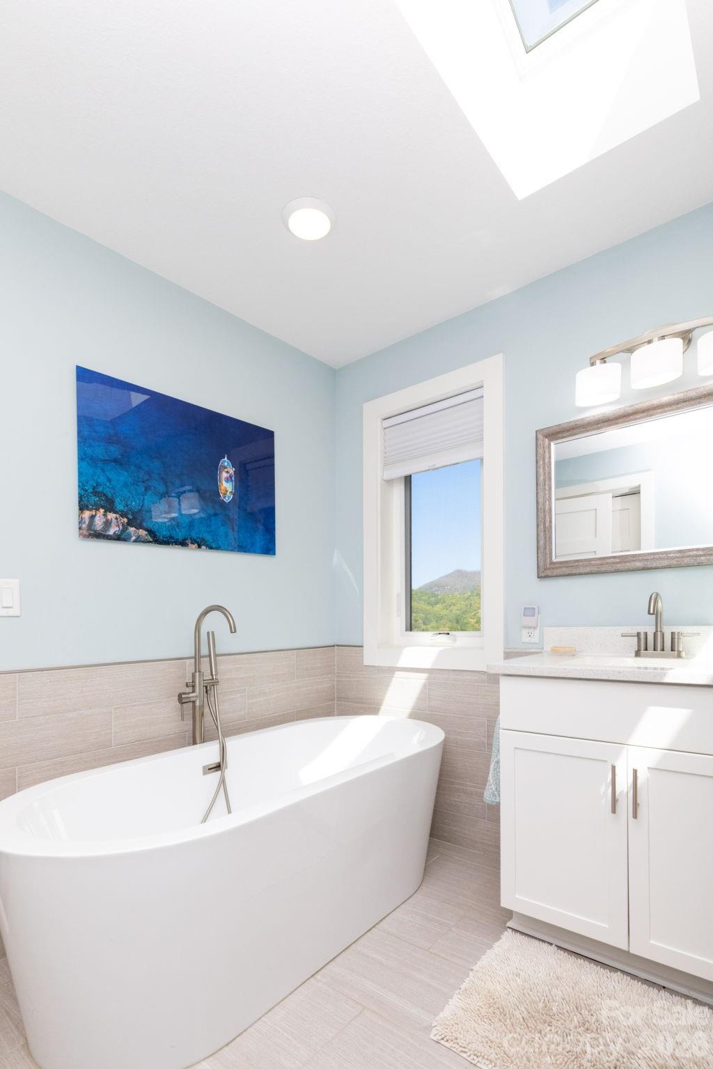 Single Family Residence at 36 Spy Pointe Lane, Fletcher, photo 25 of 43