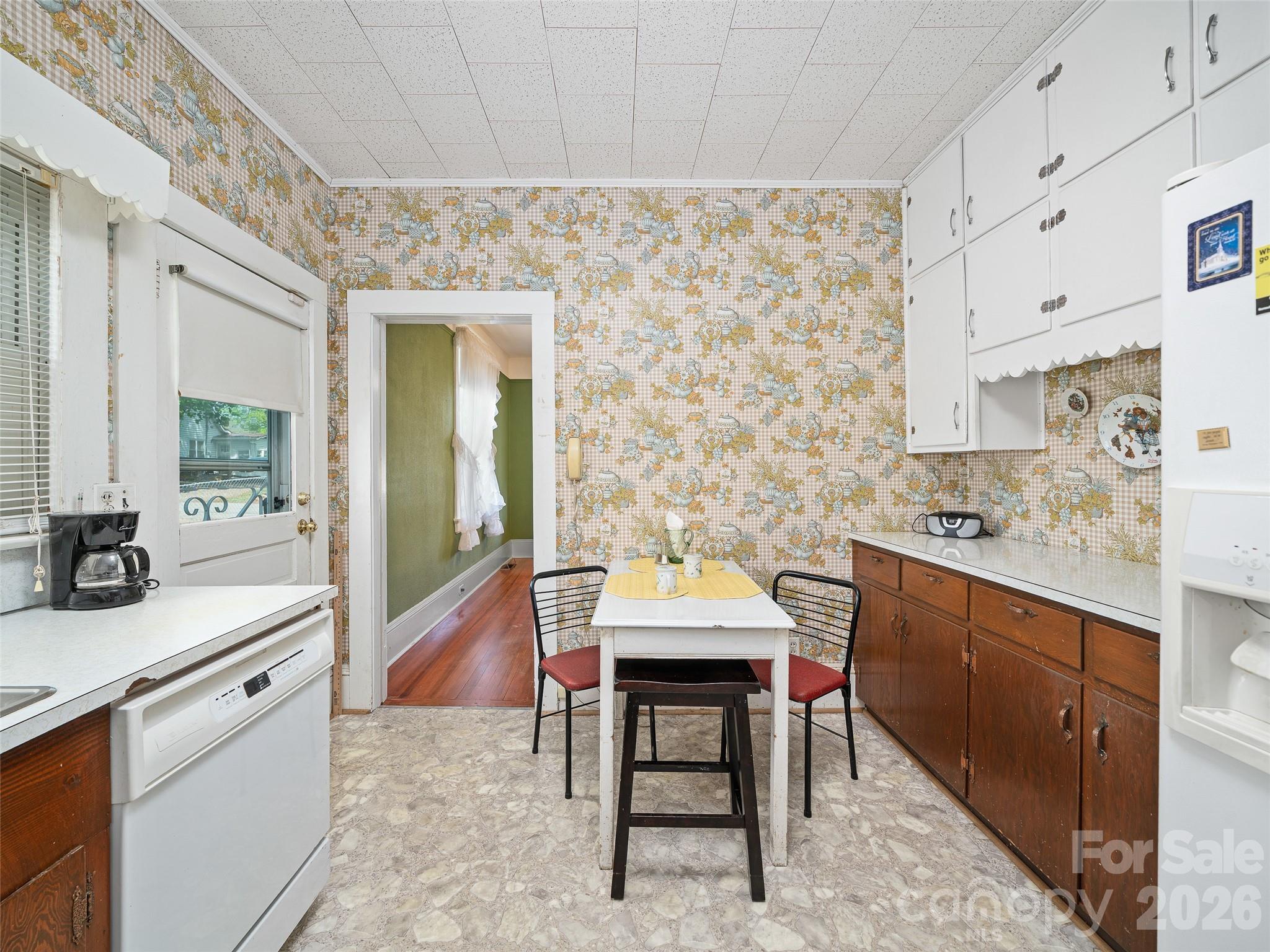 Kitchen - 45 Summit Street, Burnsville