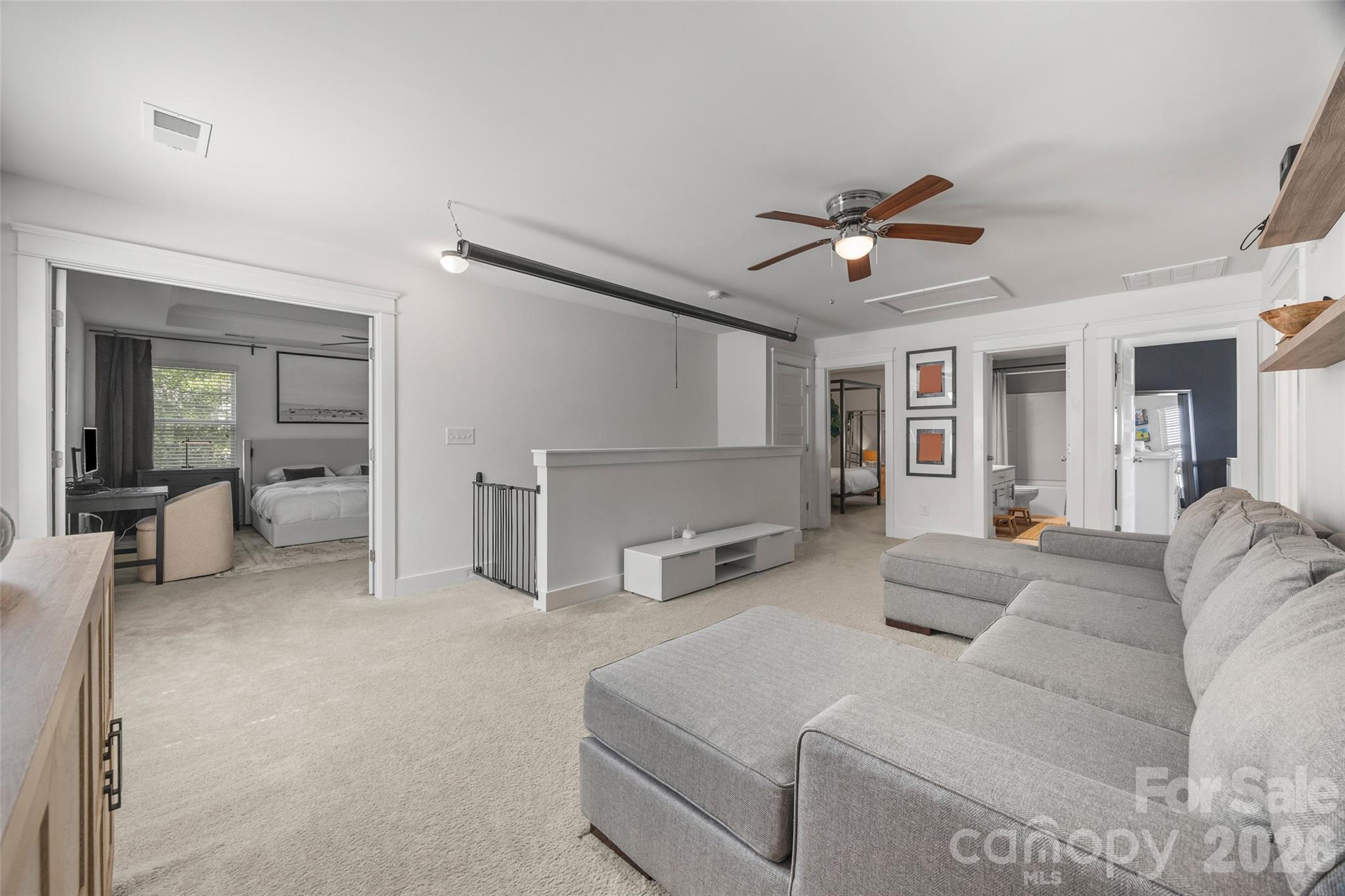 Loft - 252 Hydrangea Drive, Clover