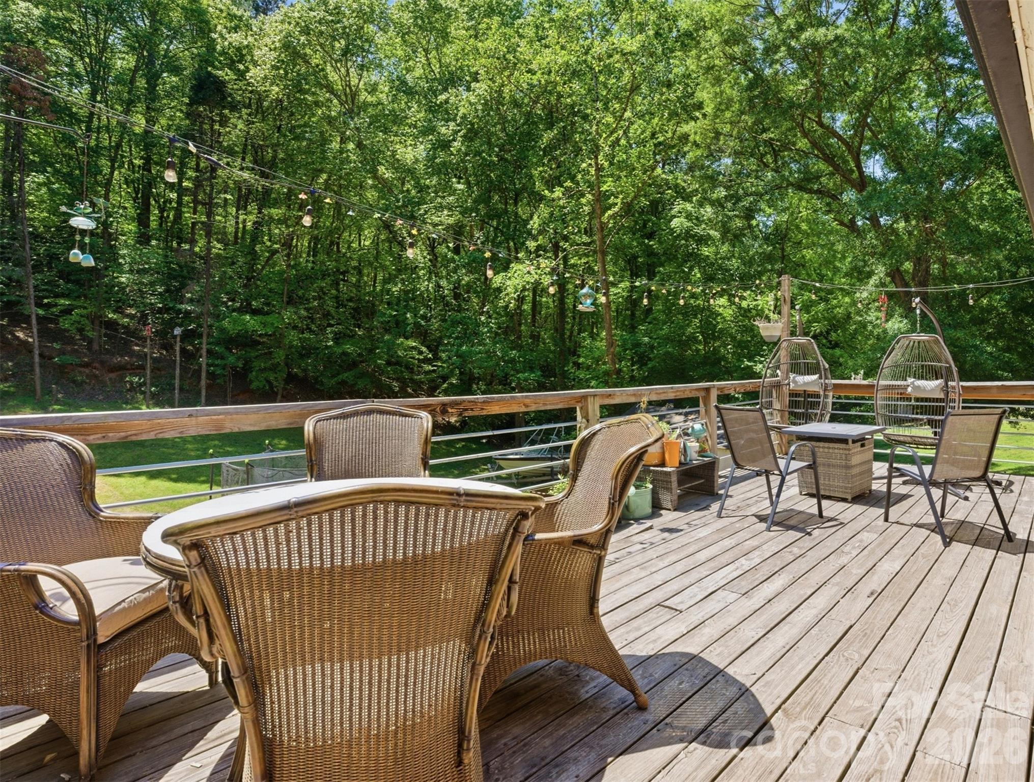 Single Family Residence at 125 Mimosa Road, Statesville, photo 5 of 28
