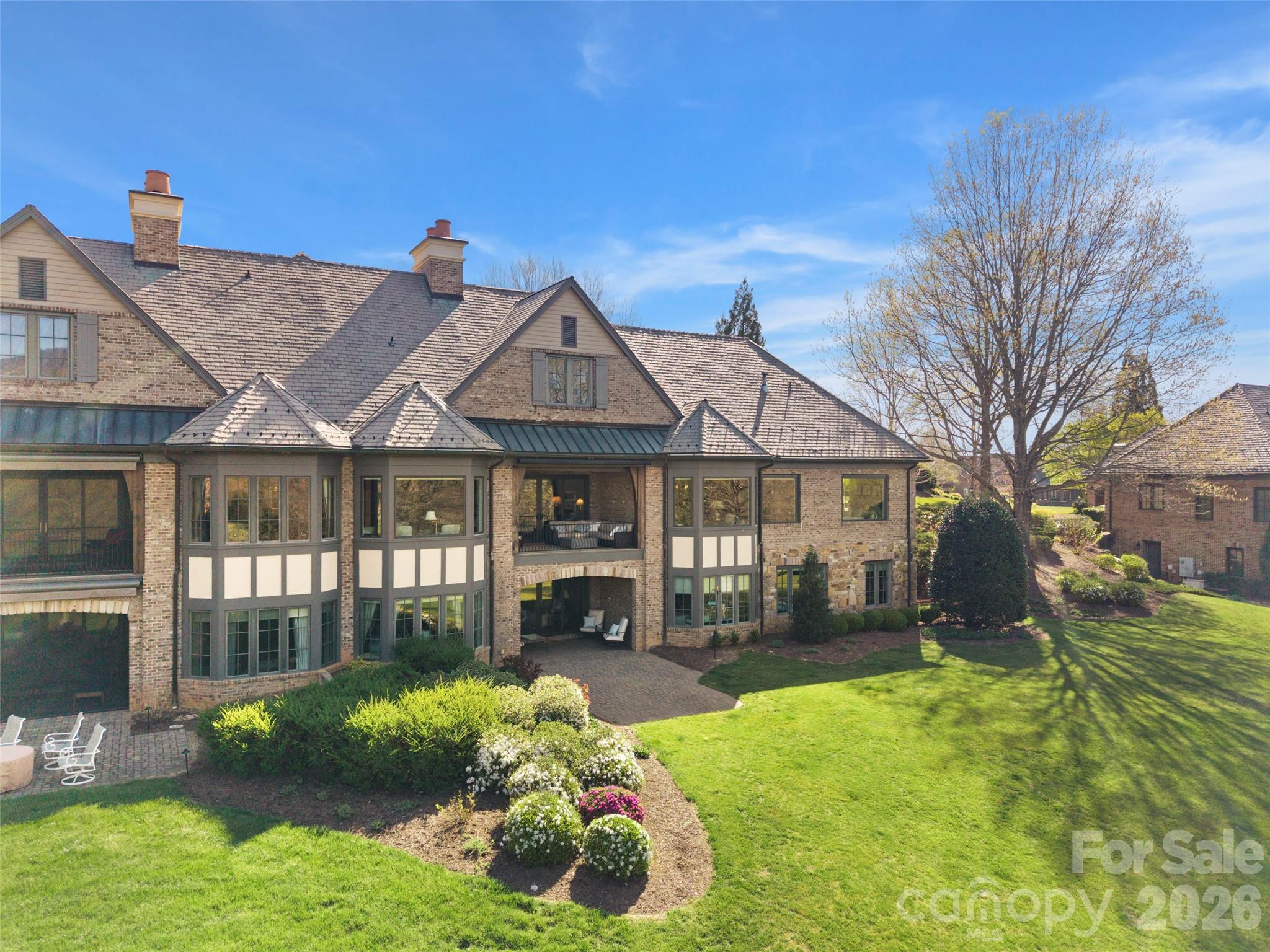 Townhouse at 14 Golfside Court, Arden, photo 44 of 45