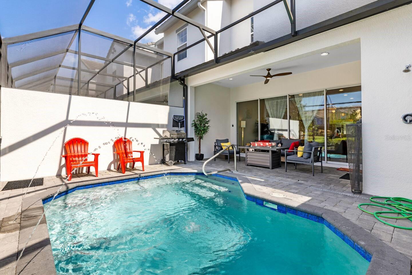 Townhouse at 313 CAPTIVA DR, DAVENPORT, photo 22 of 41