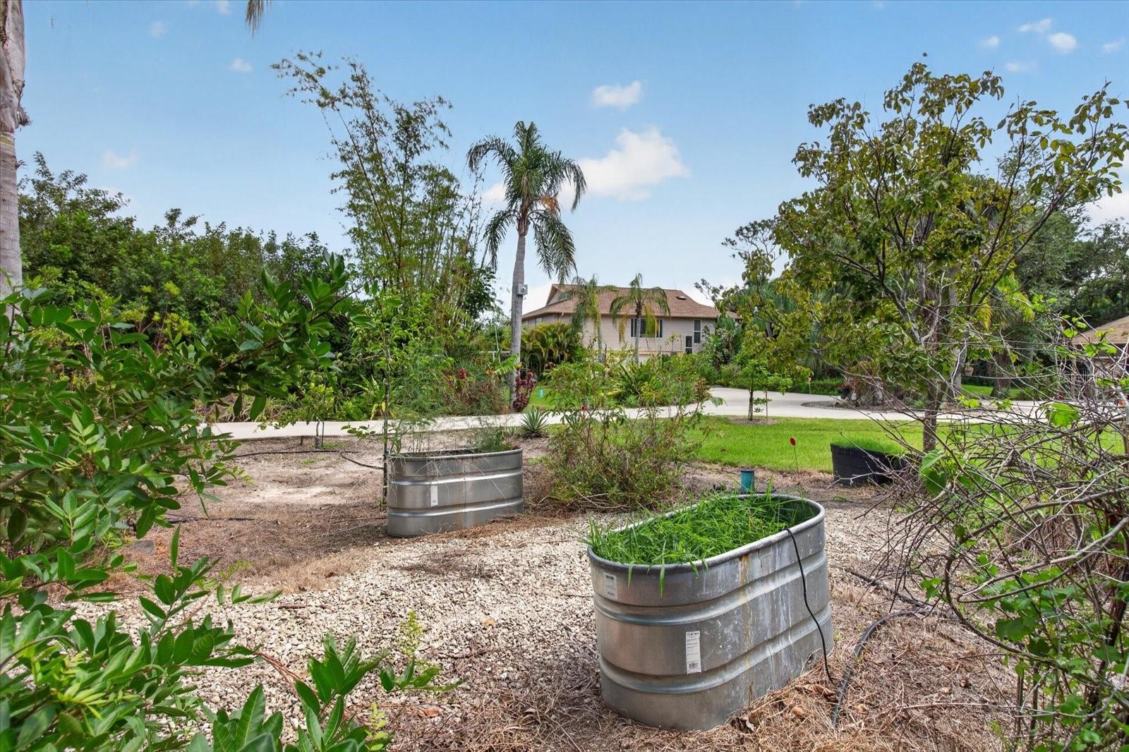 Single Family Residence at 4190 STROMBUS RD, VENICE, photo 46 of 50