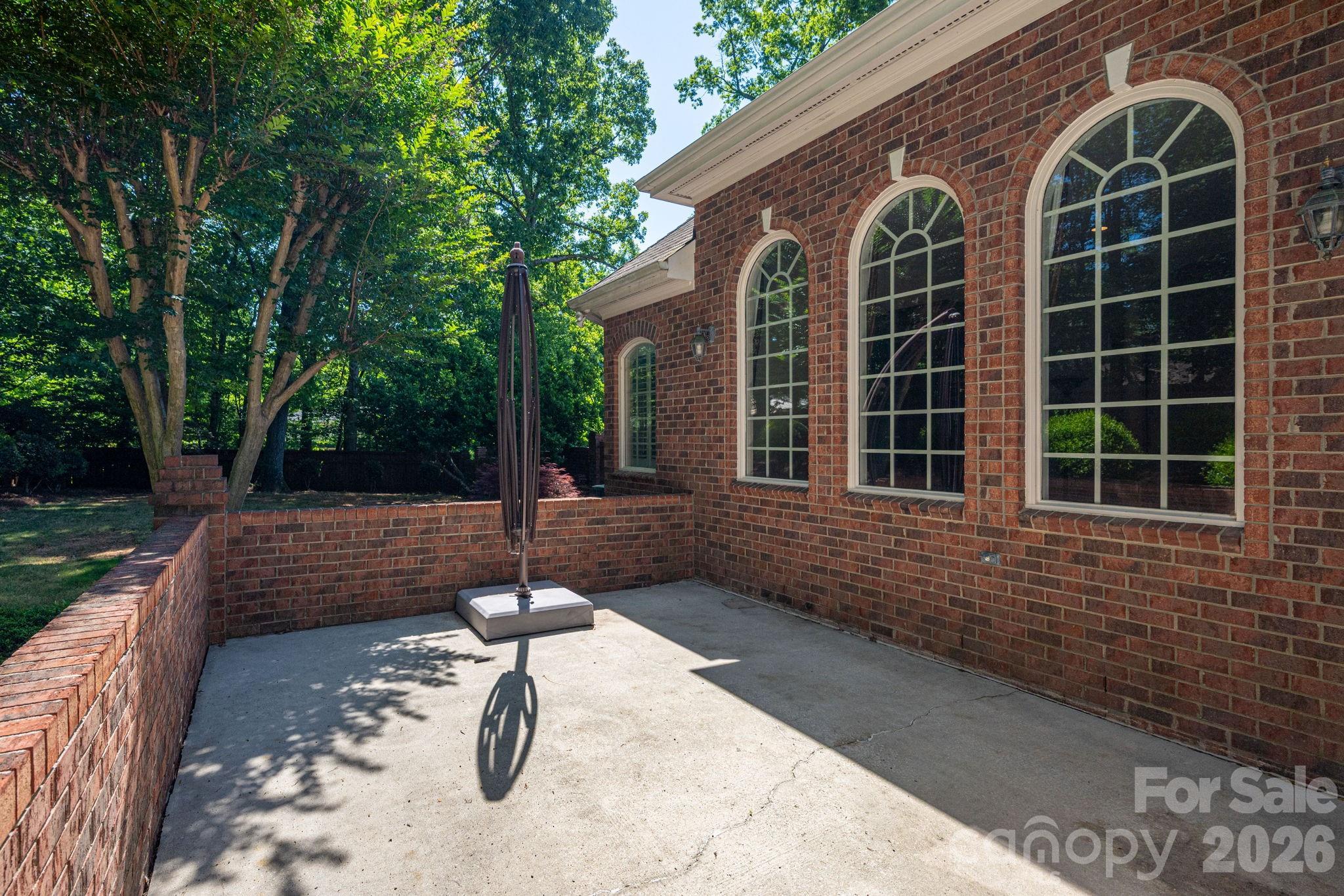 Single Family Residence at 110 Elizabeth Court, Mount Holly, photo 13 of 47
