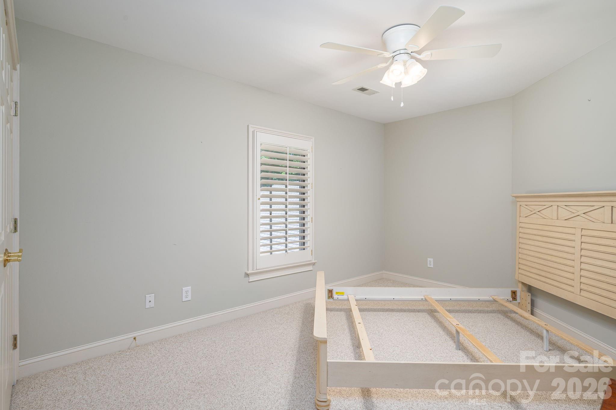 Upstairs Bedroom 1 - 110 Elizabeth Court, Mount Holly