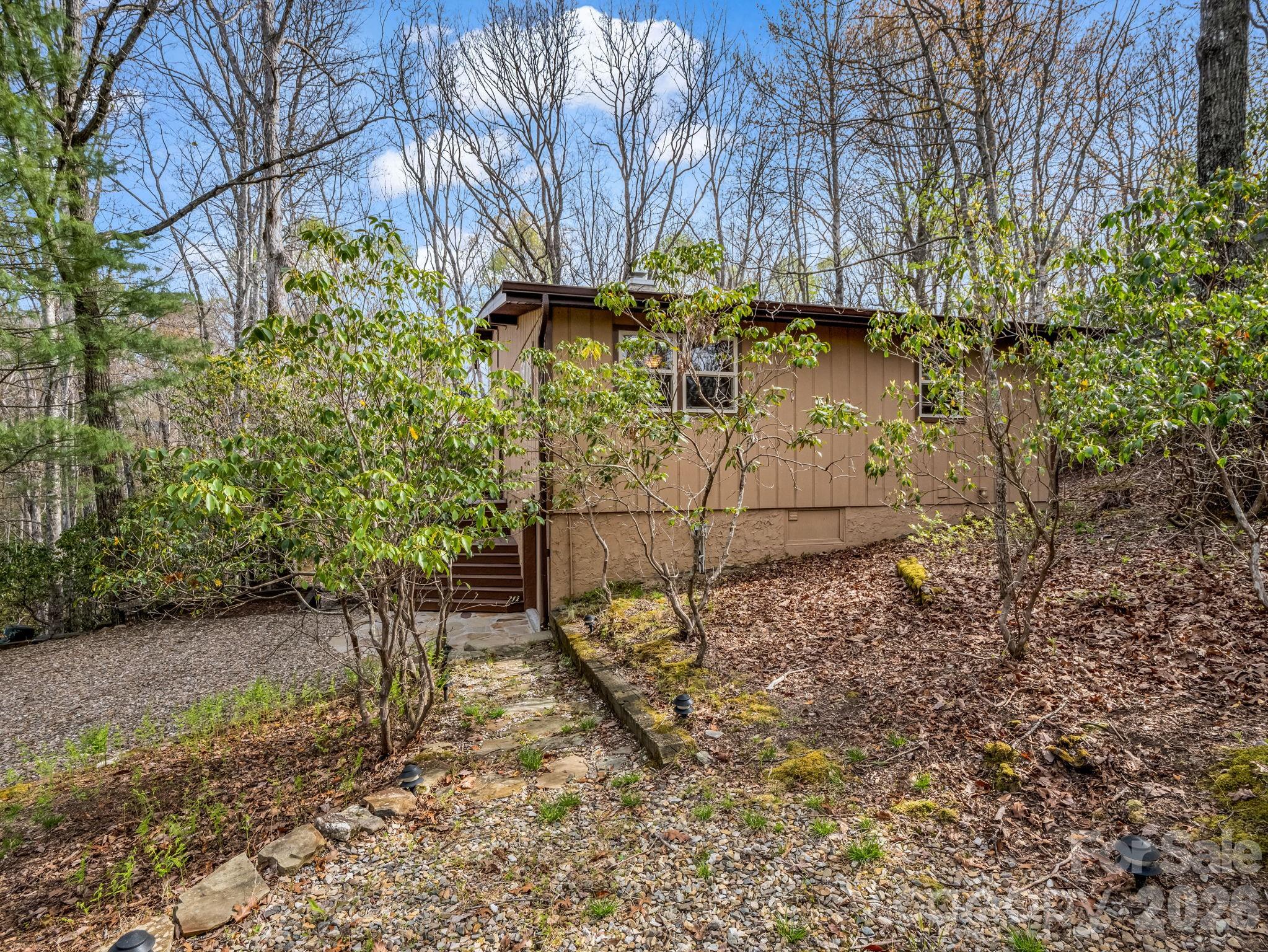 Single Family Residence at 78 Wahuhu Court, Brevard, photo 31 of 43