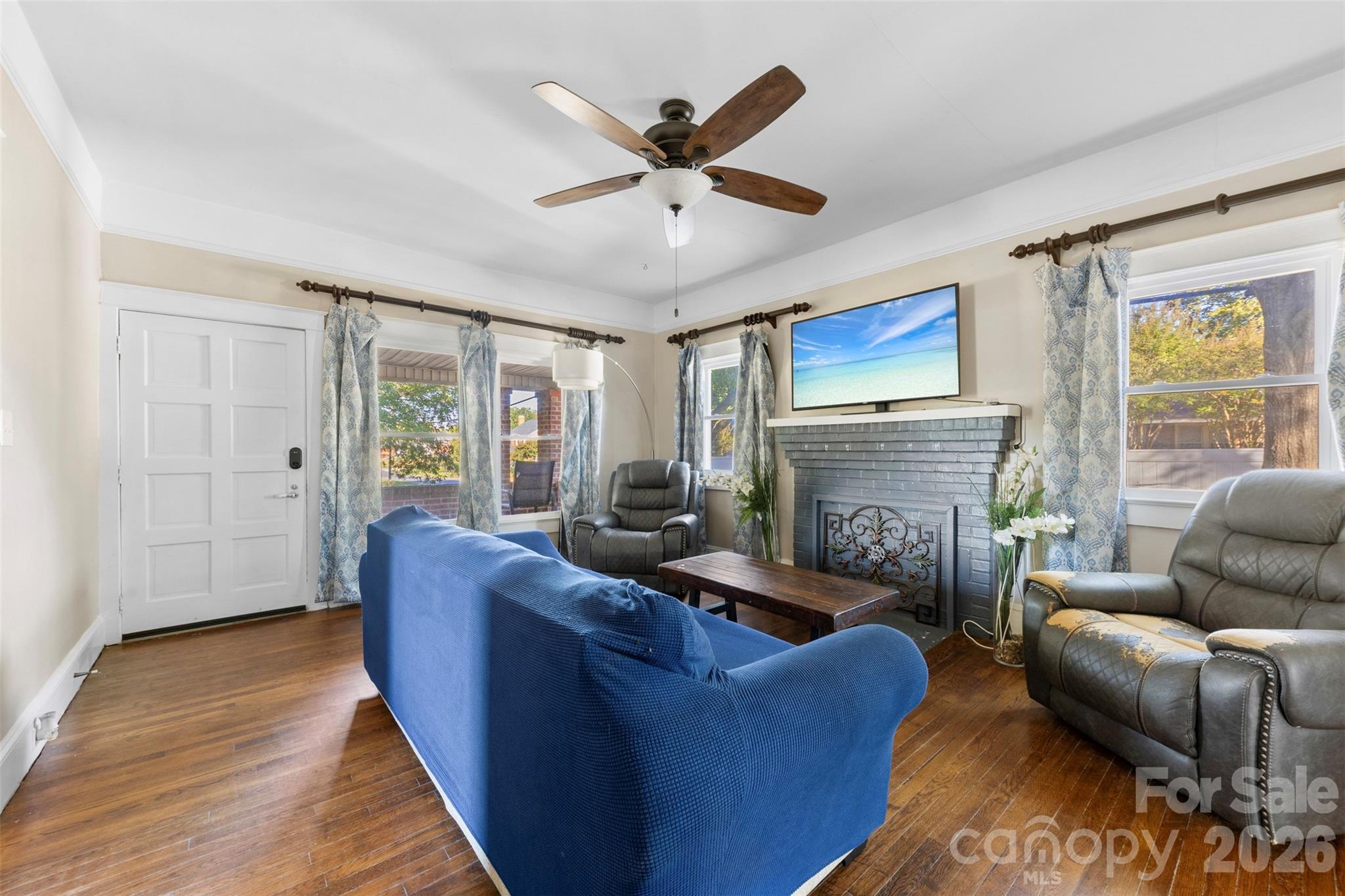 Living Room - 604 Pearl Avenue, Kannapolis