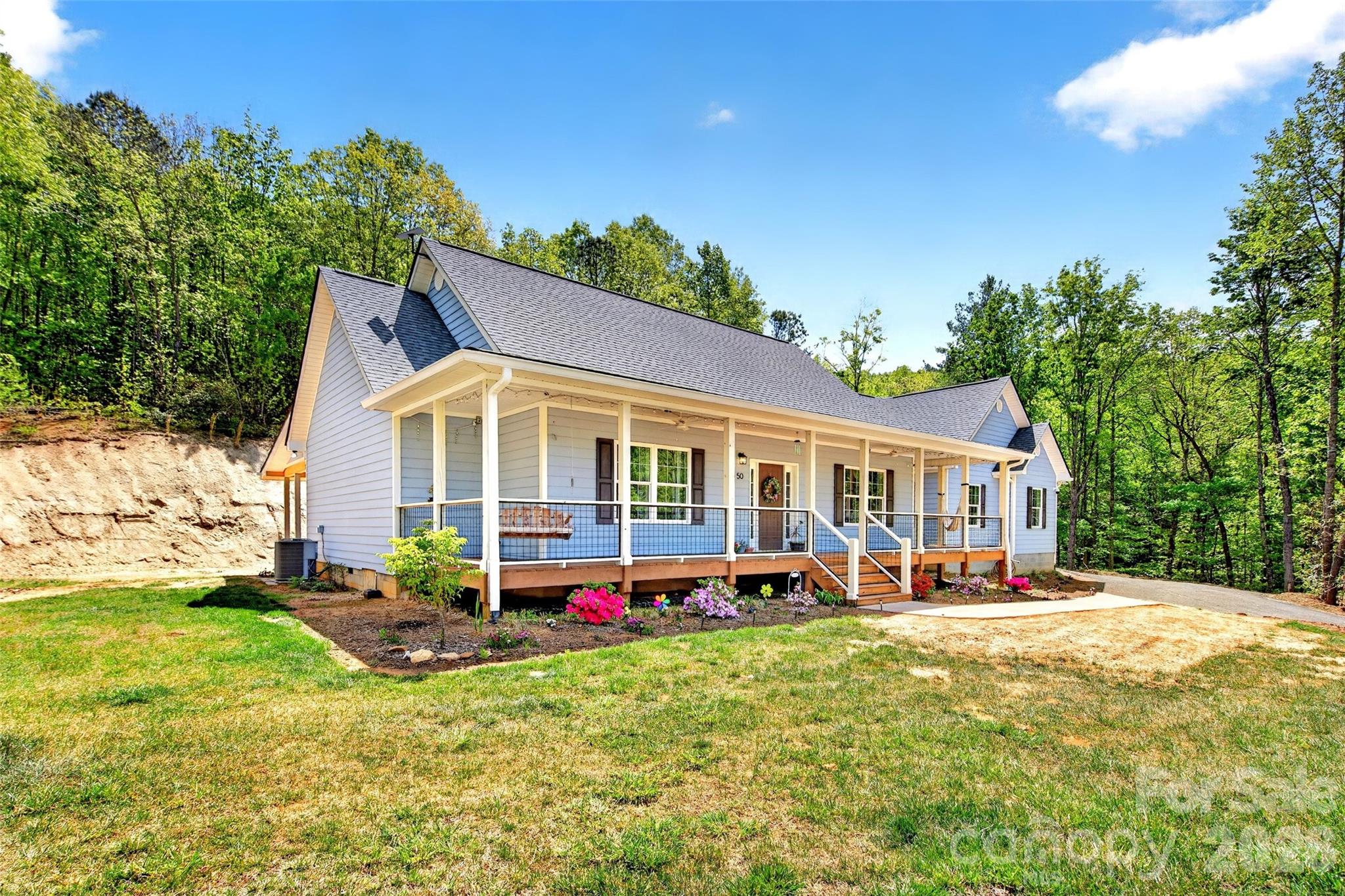Single Family Residence at 50 Glass Falls Trail, Black Mountain, photo 4 of 47