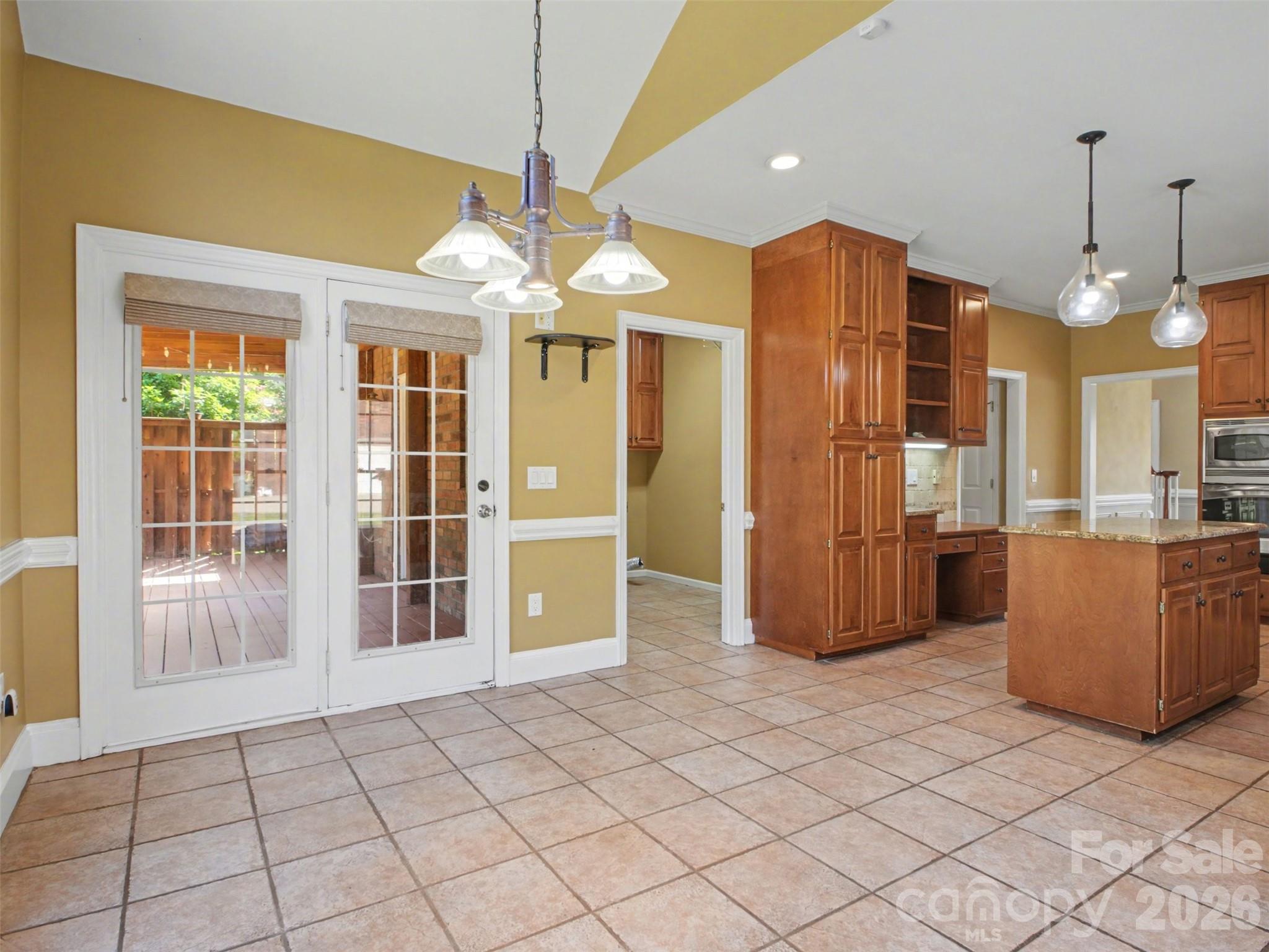 Single Family Residence at 6021 Havencrest Court NW, Concord, photo 13 of 44