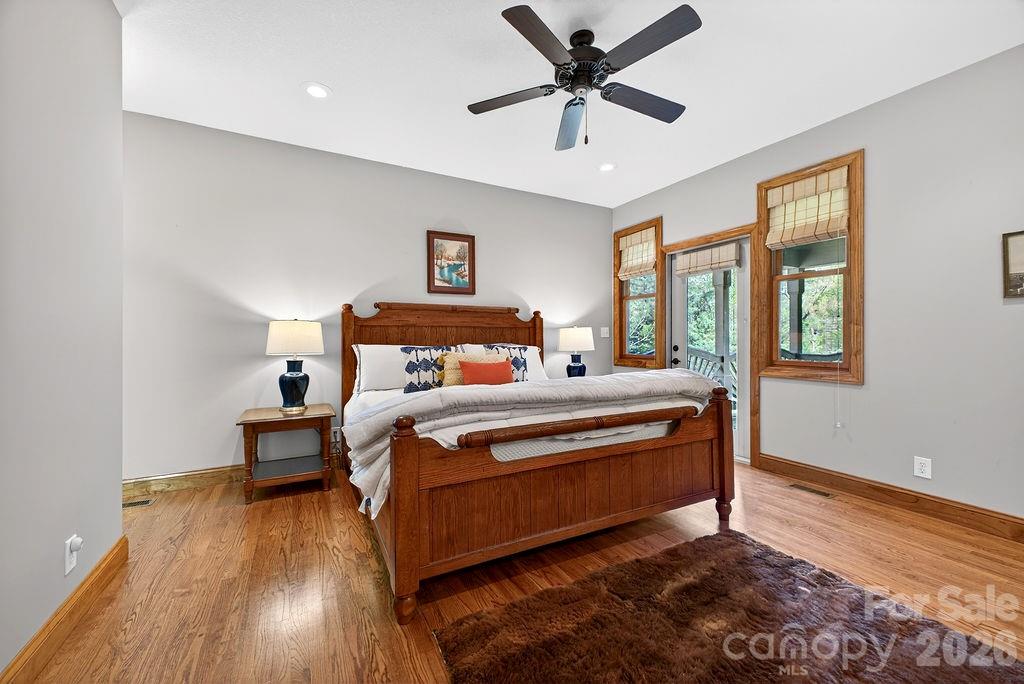 Single Family Residence at 24 Triple Fairways Drive, Hendersonville, photo 14 of 45