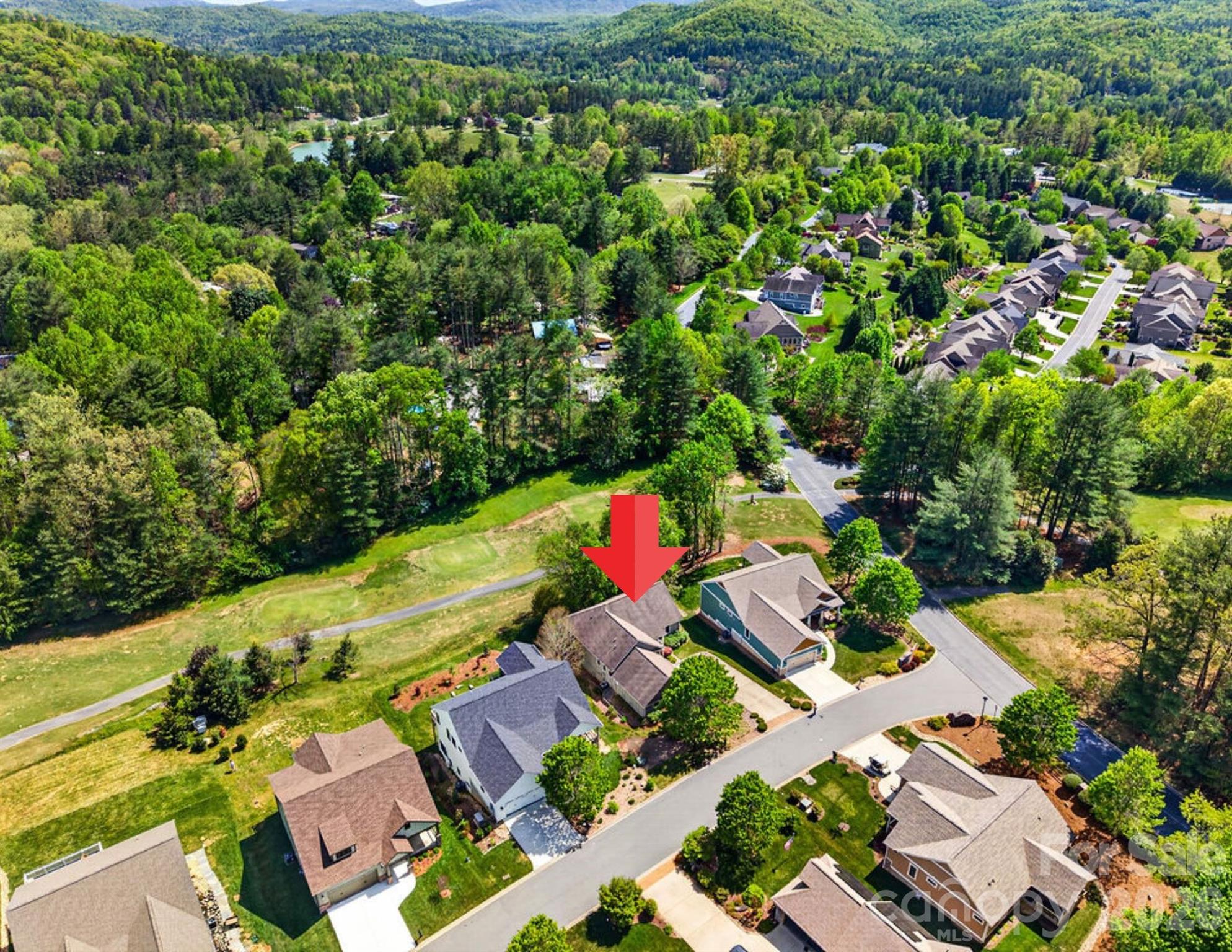 Single Family Residence at 24 Triple Fairways Drive, Hendersonville, photo 32 of 45
