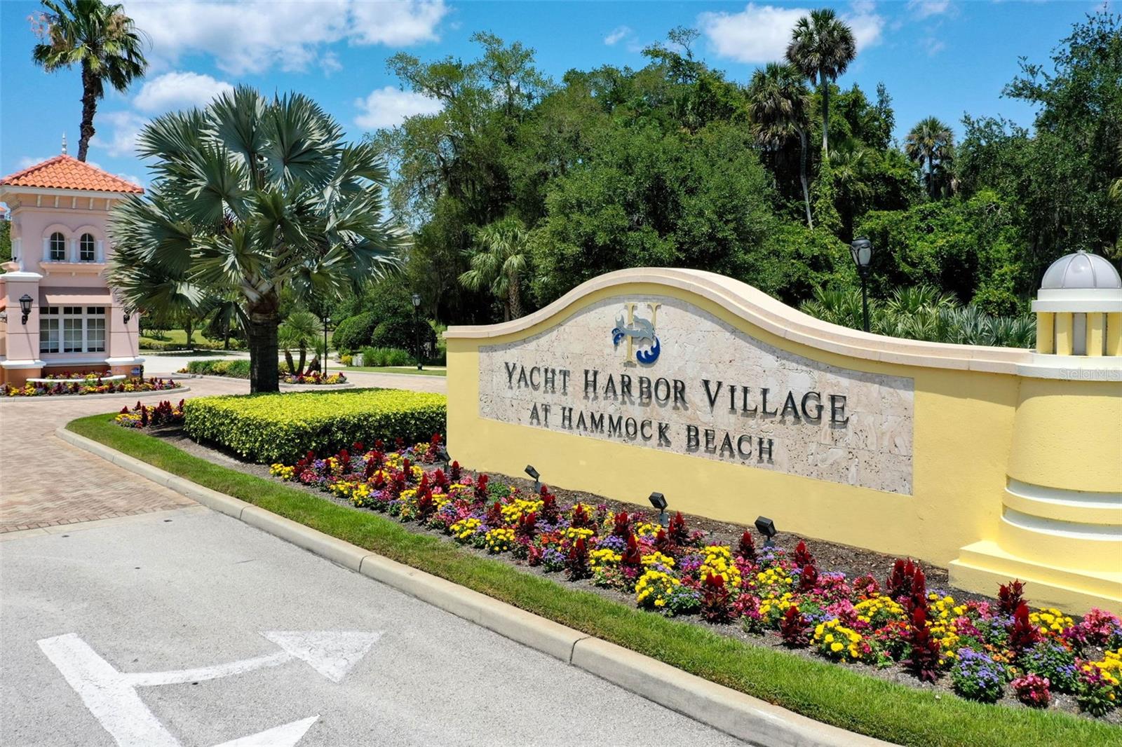 237 and 239 YACHT HARBOR DR