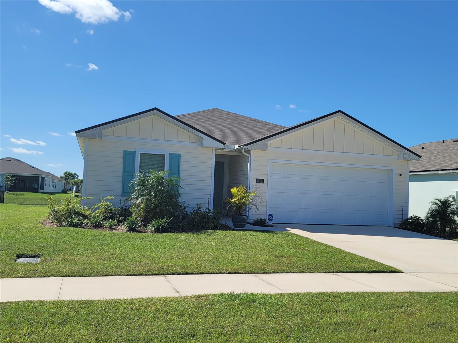 Single Family Residence at 127 HULETT WOODS RD, PALM COAST, photo 2 of 38