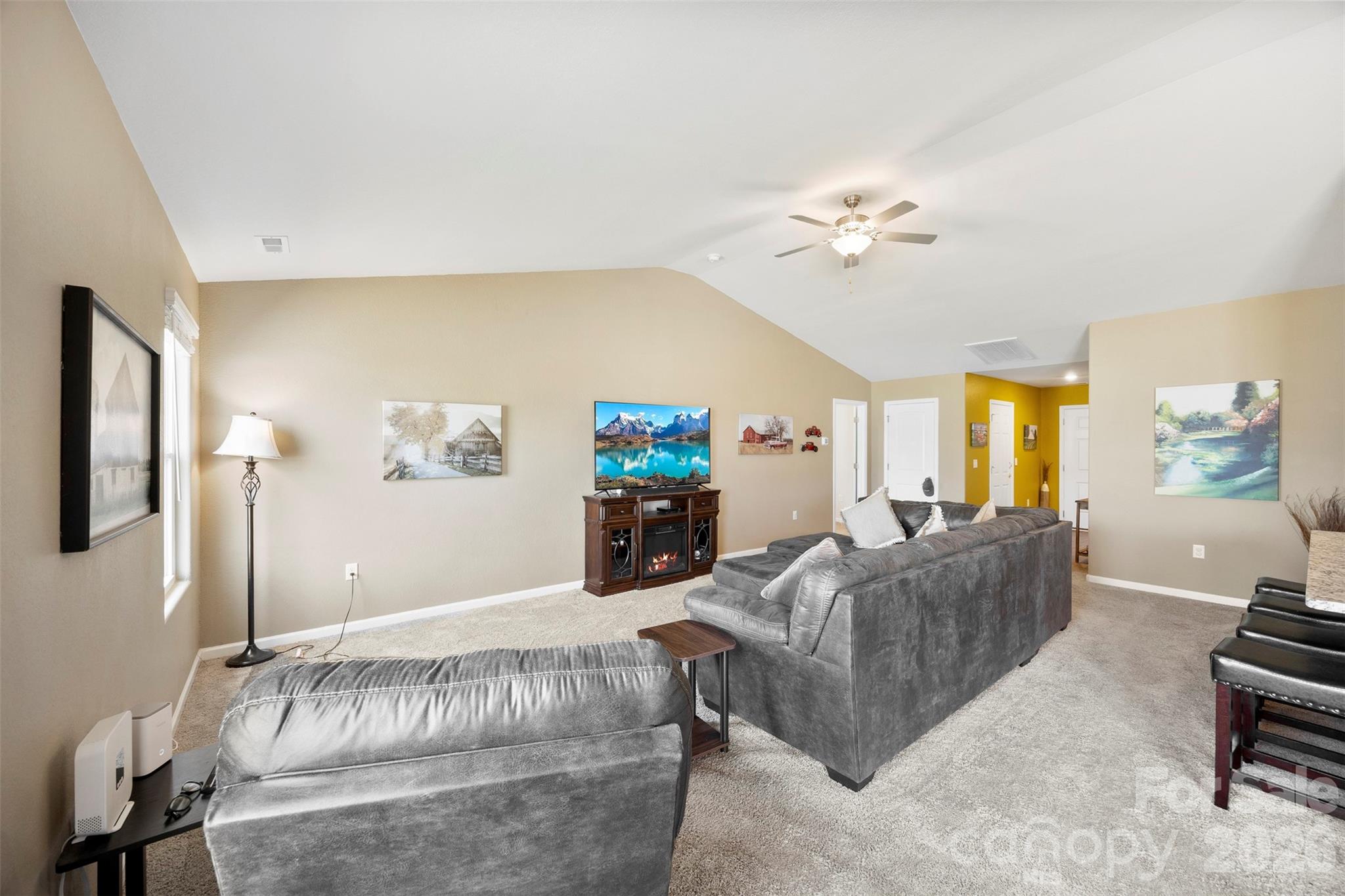 Single Family Residence at 179 Rosedale Street, Kings Mountain, photo 8 of 28