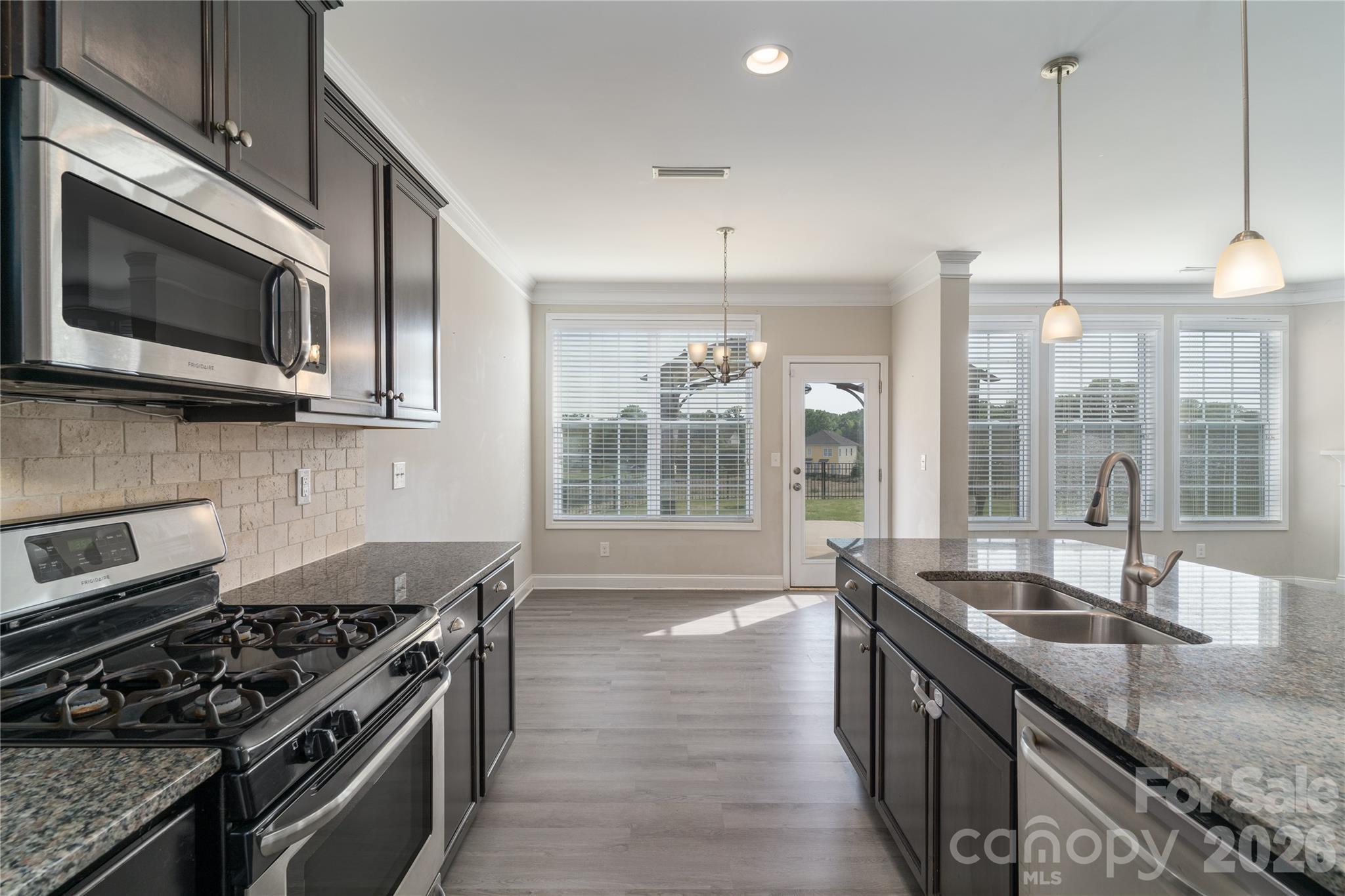 Stainless steel appliances and breakfast nook - 118 Margo Lane, Statesville