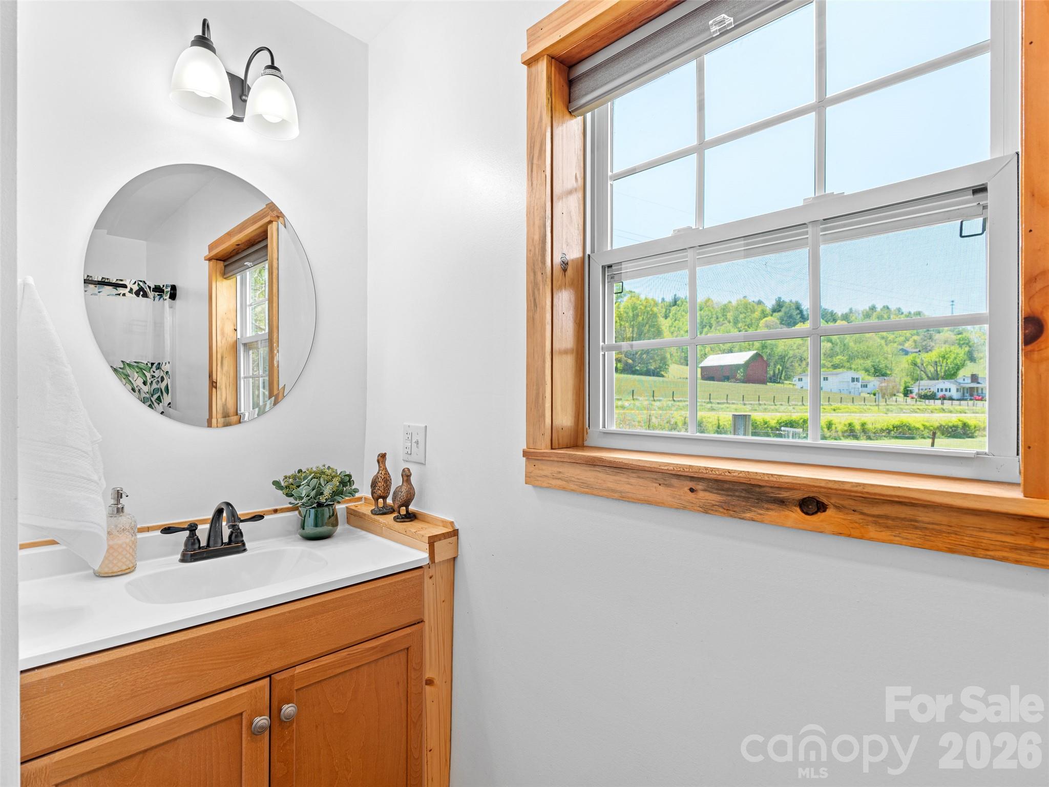 Bathroom - 5881 US 23 Highway, Mars Hill