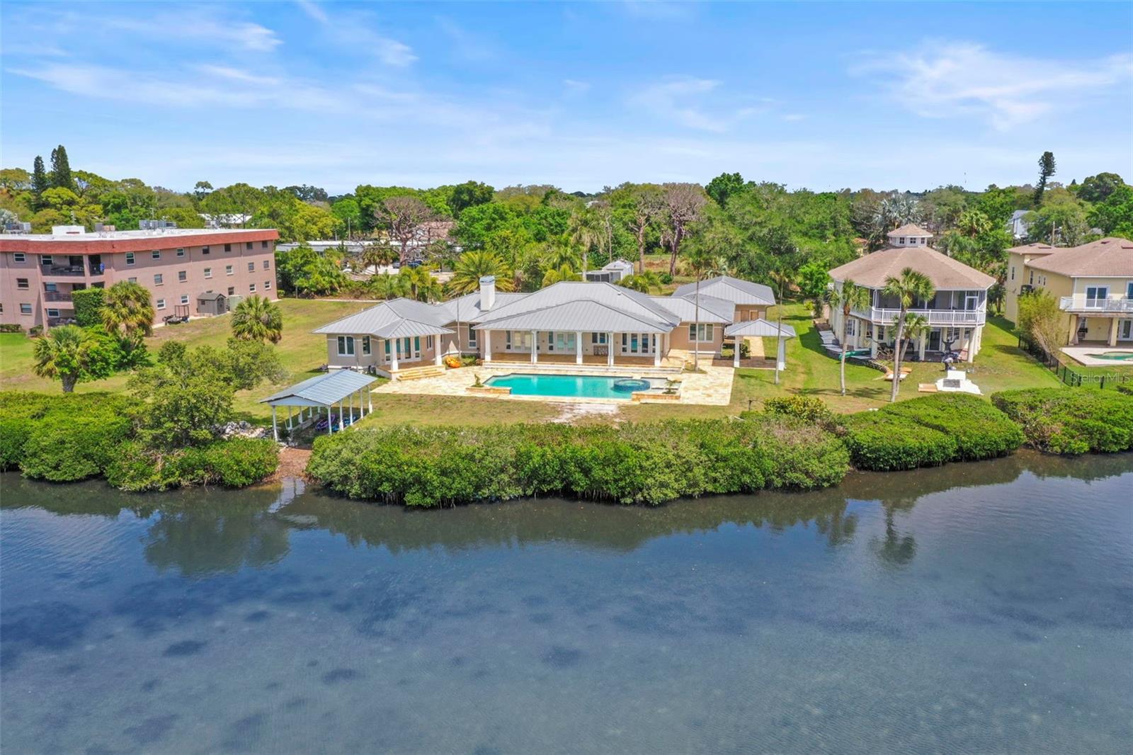 1721 GULF RD