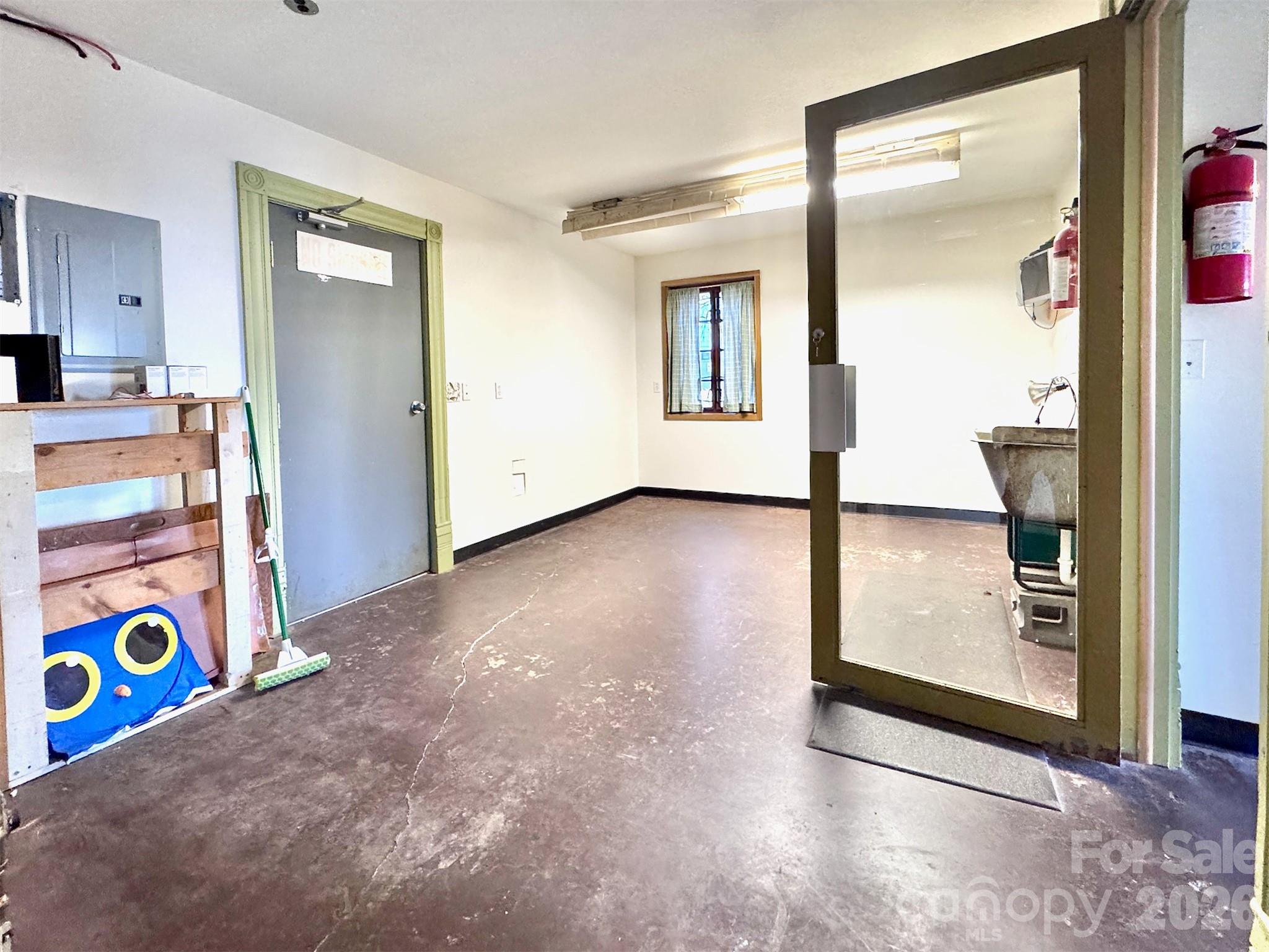 1st floor bedroom/office - 297 Hillside Street, Asheville