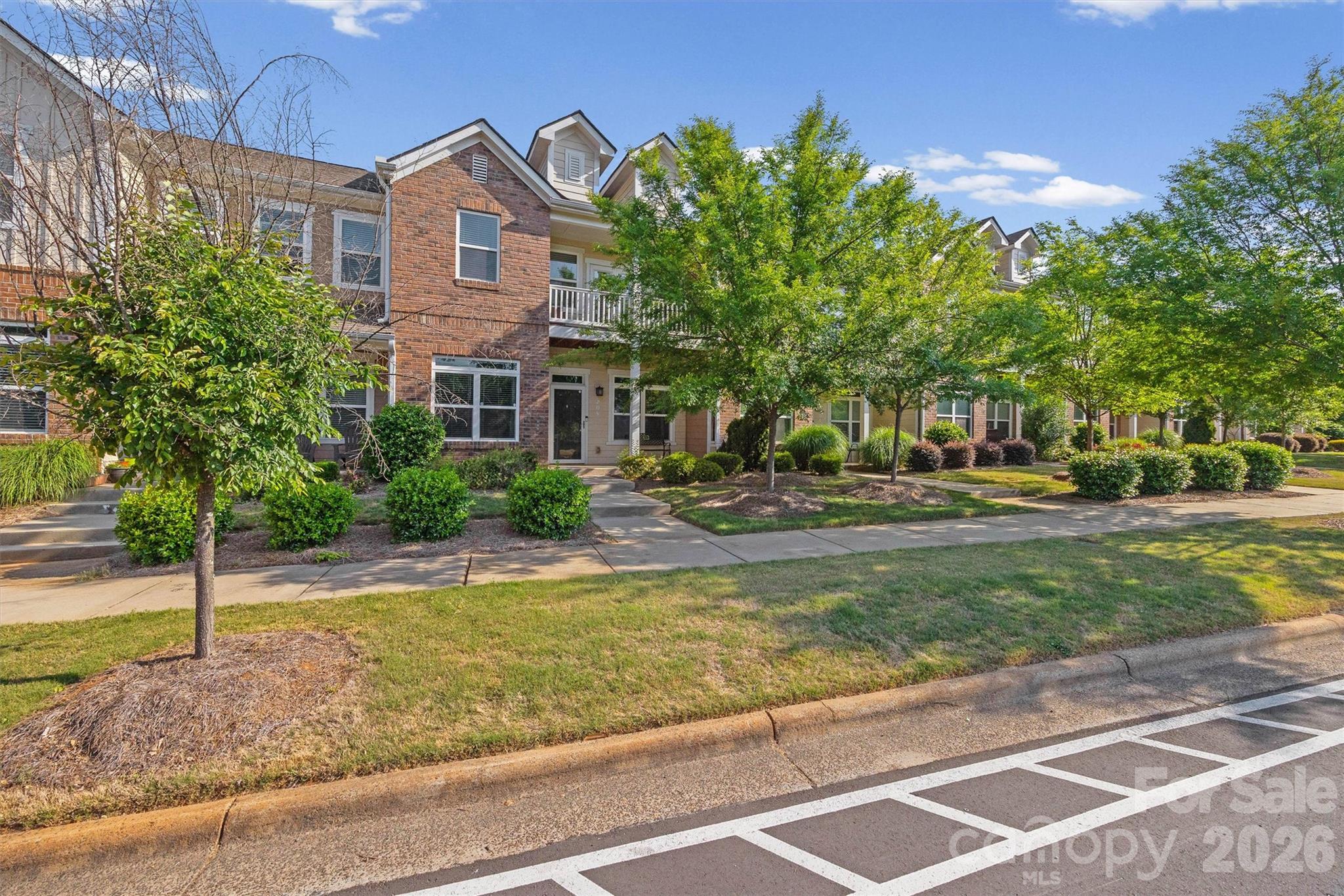 Townhouse at 204 Overstone Court, Fort Mill, photo 2 of 47