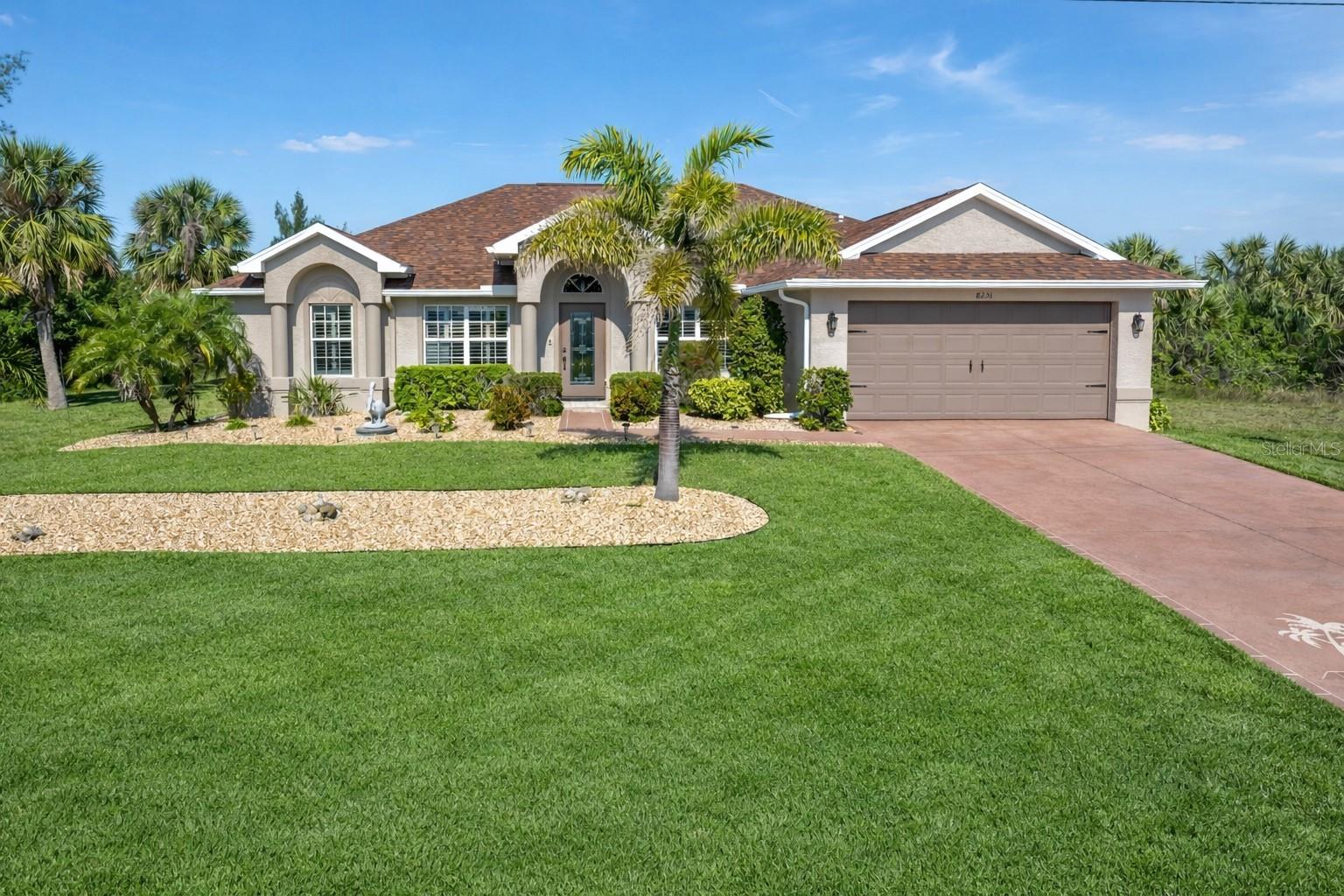 8251 ARLEWOOD CIR