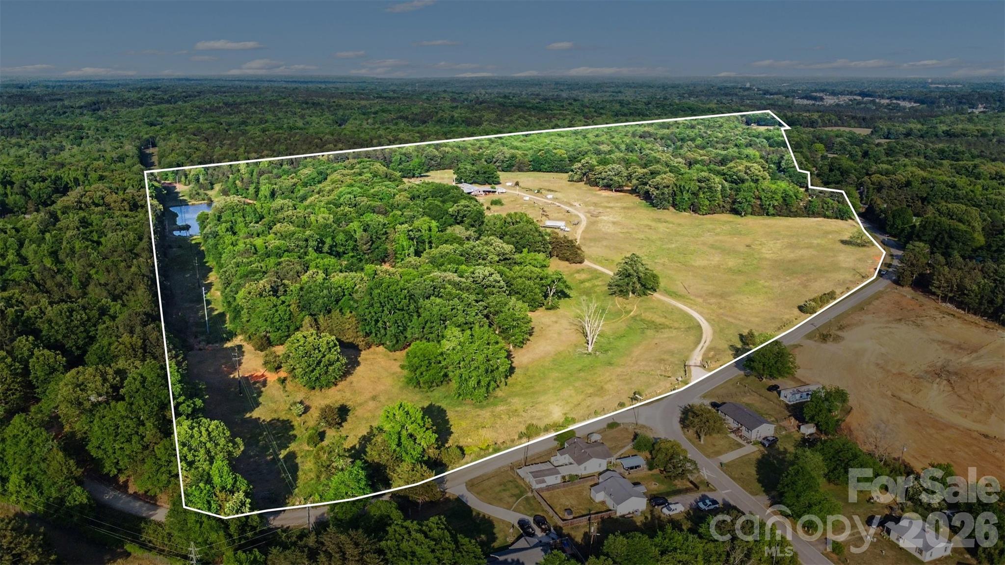 Entire property with property lines - 1504 Cedar Pines Lake Road, Lancaster